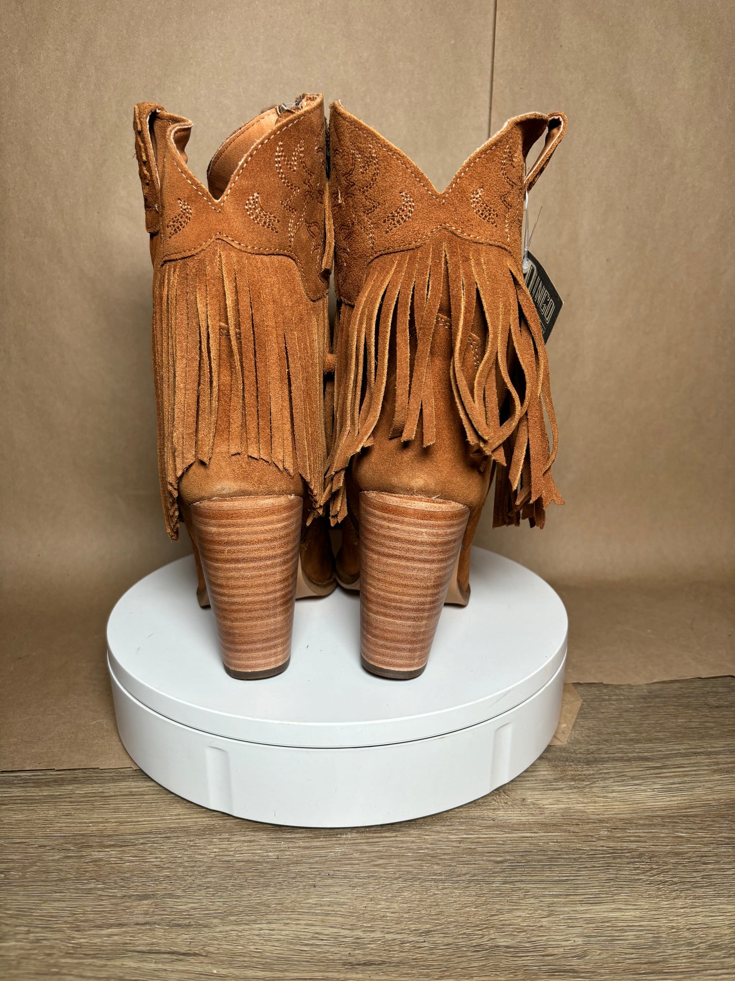 DINGO size 10 Crazy Train Camel Fringe boots NEW IN BOX
