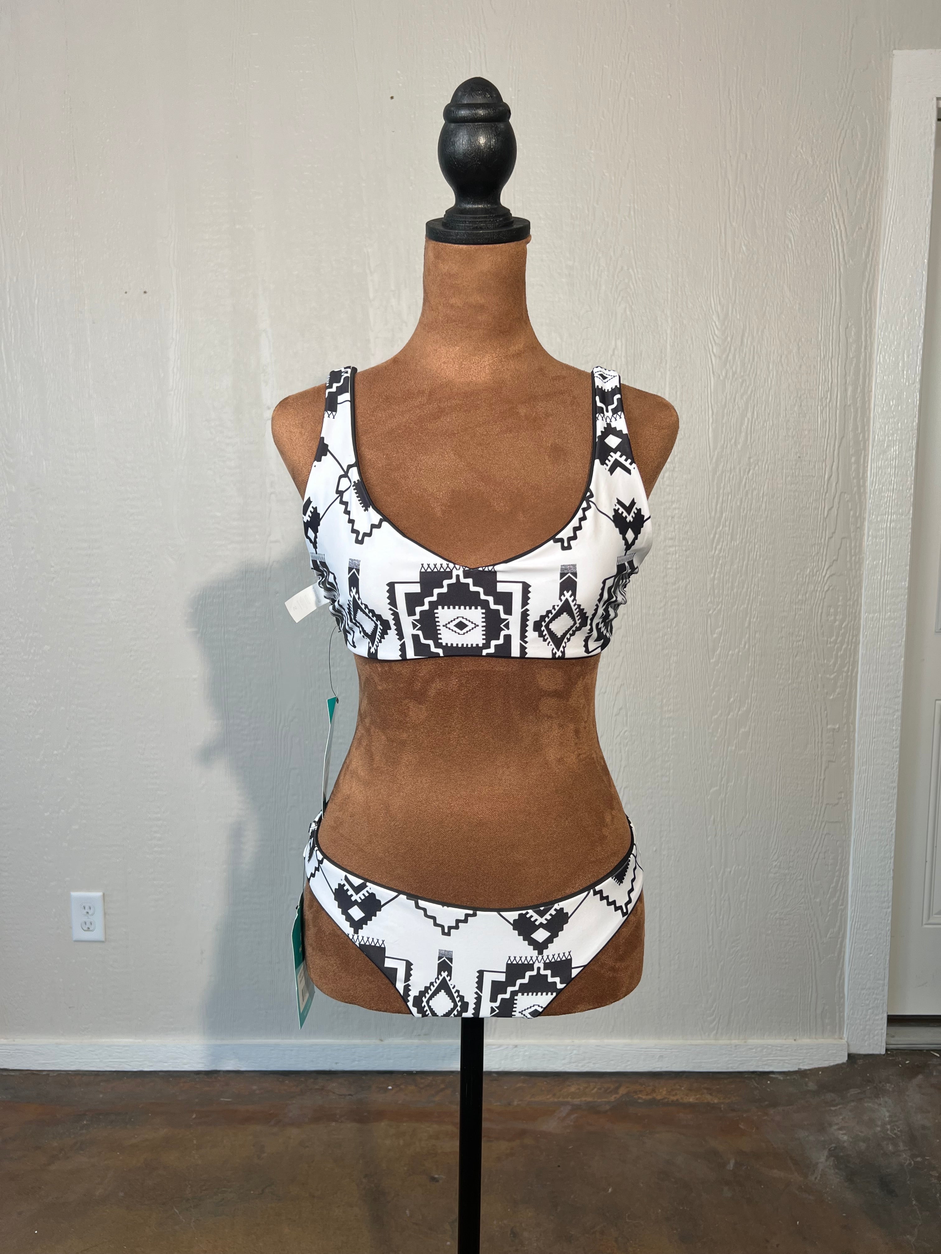 HOOEY size small reversable bikini NWT