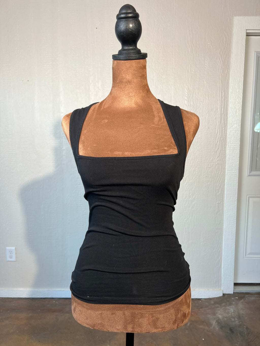 ASOS size 4 tank USED