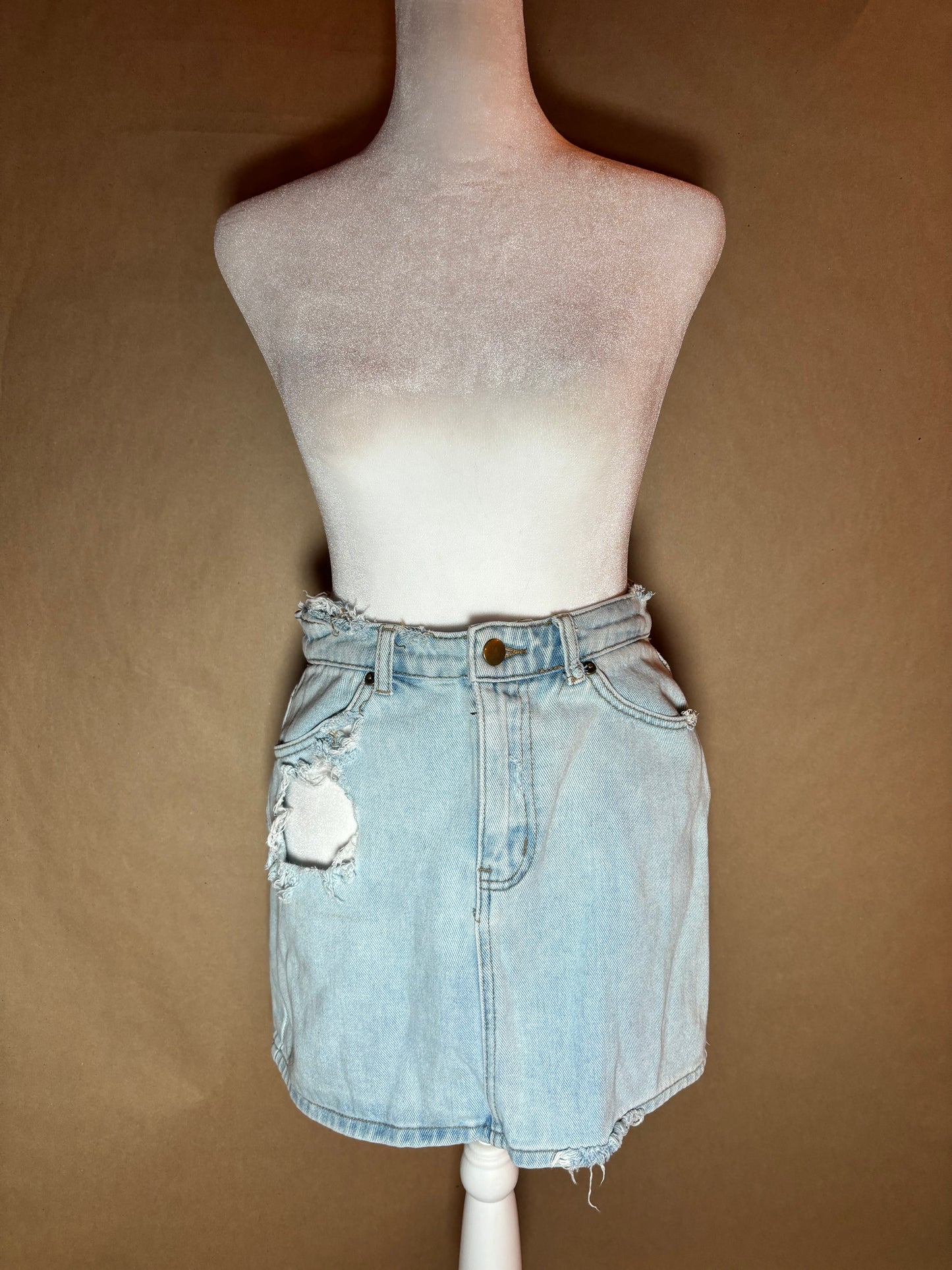 Forever 21 size small denim skirt GENTLY USED