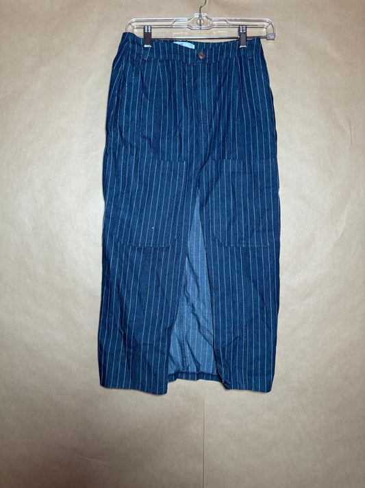 simple size small pin stripe light weight denim skirt USED