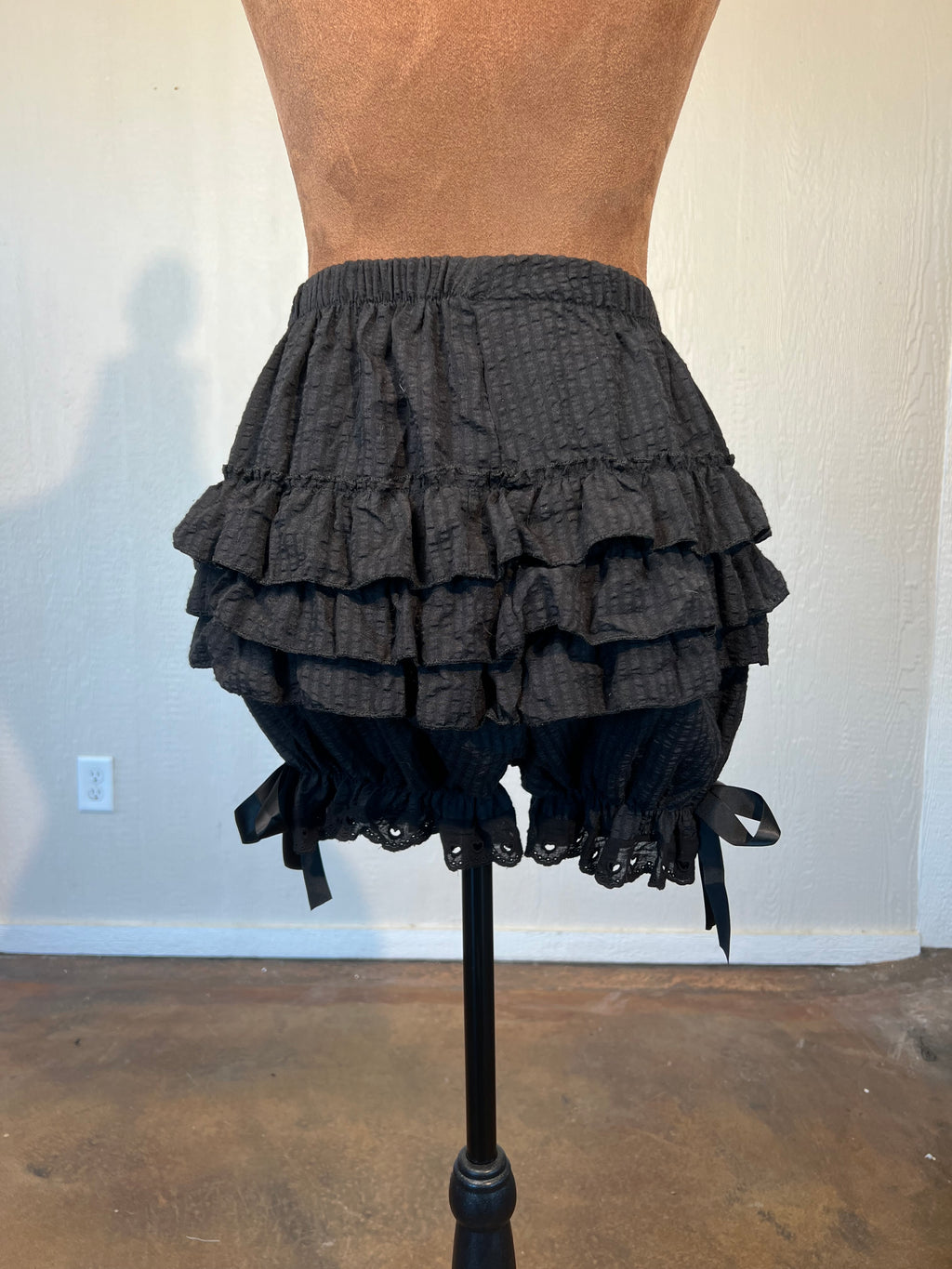 Amazon Fashion size small bloomer shorts GENTLY USED