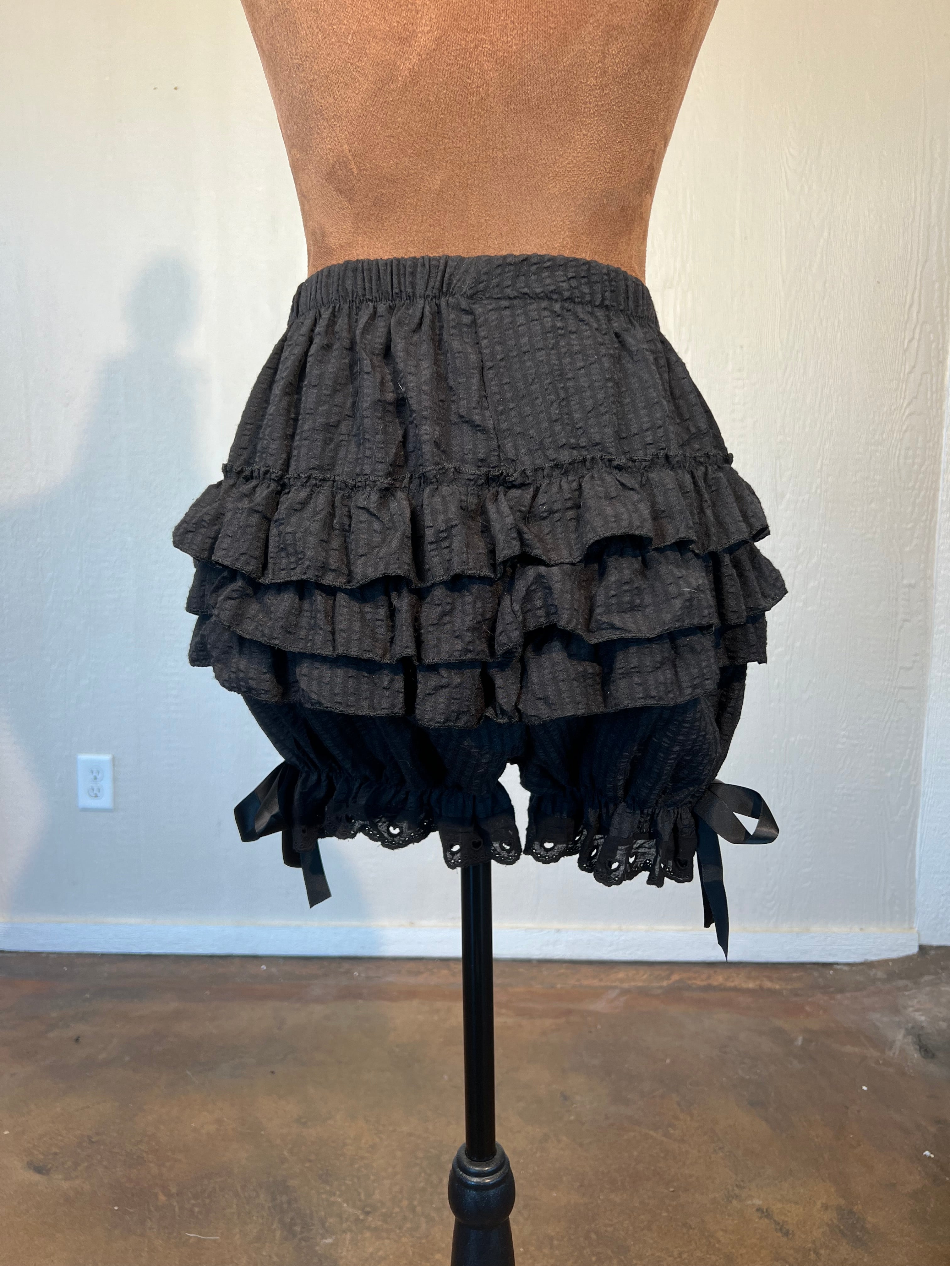 Amazon Fashion size small bloomer shorts GENTLY USED