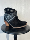 Dingo size 10 crazy bandida booties NWT