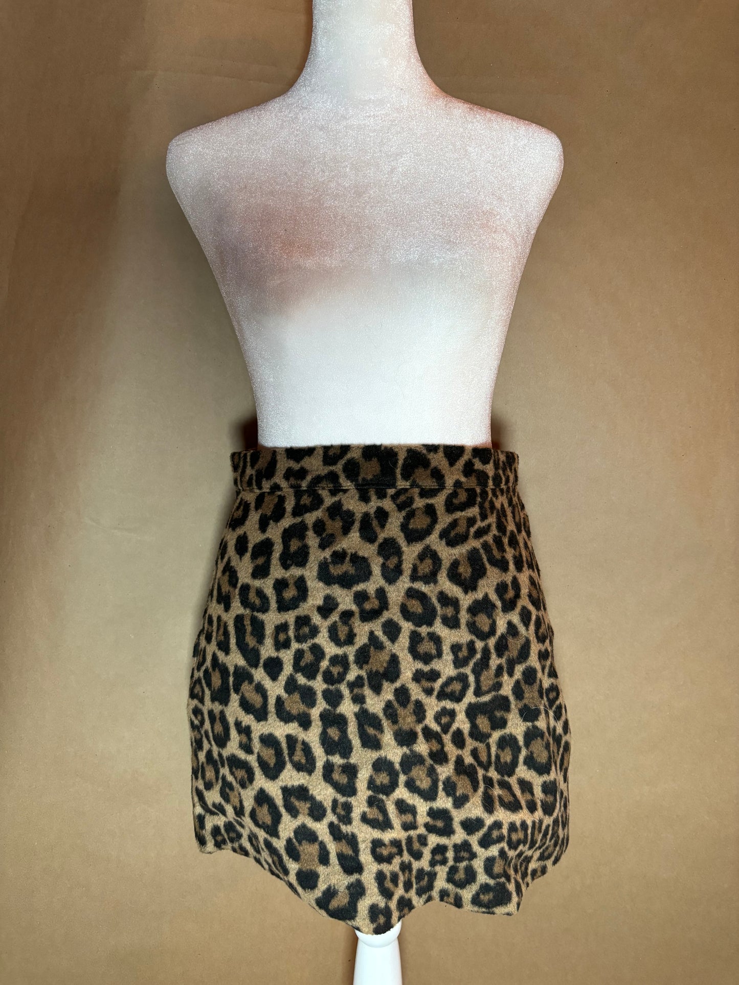 Simple size small leopard mini skirt GENTLY USED