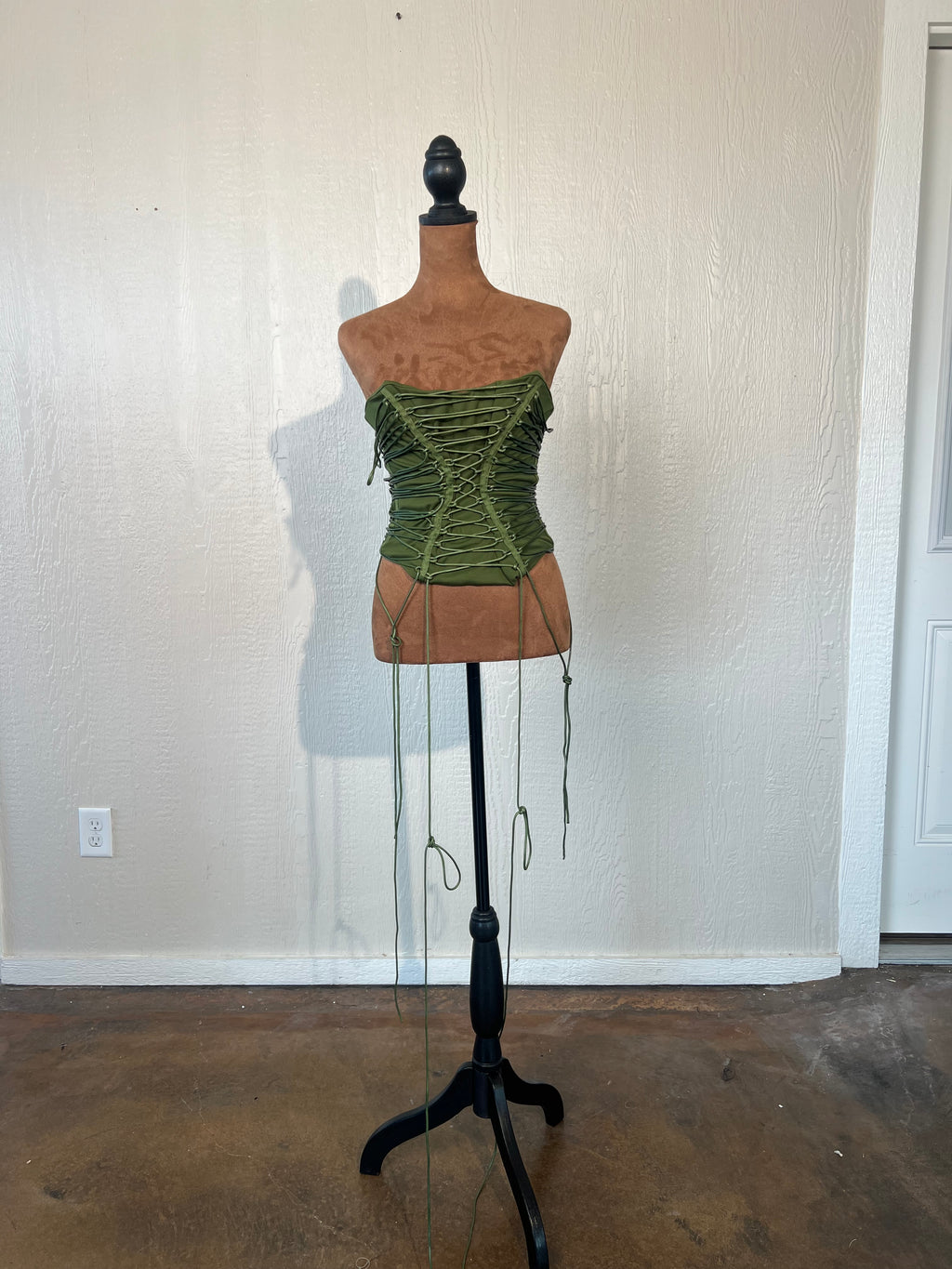 Fashion Nova size small cropped tube top NWT