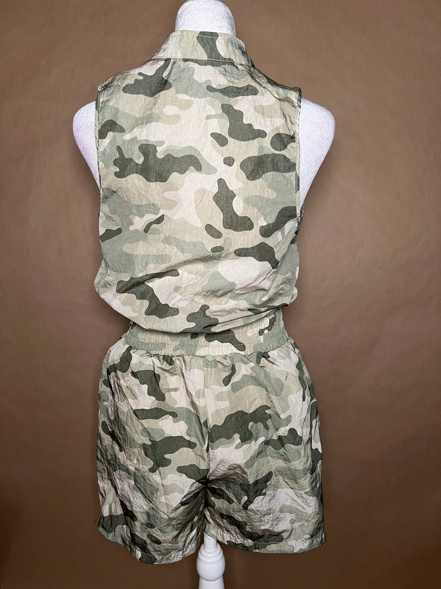 No Boundaries size small camo short set GENTLY USED