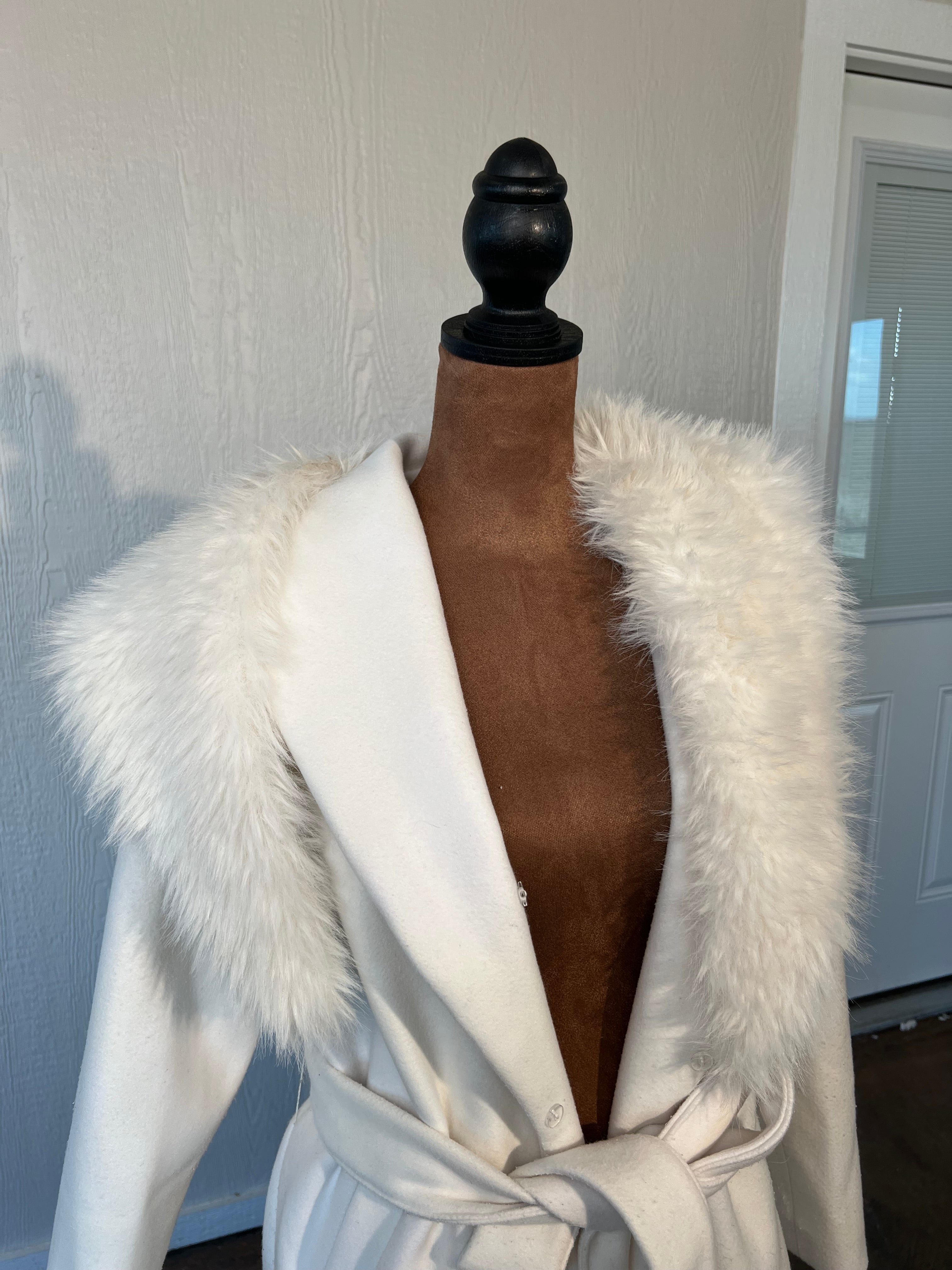 Forever 21 size small coat USED