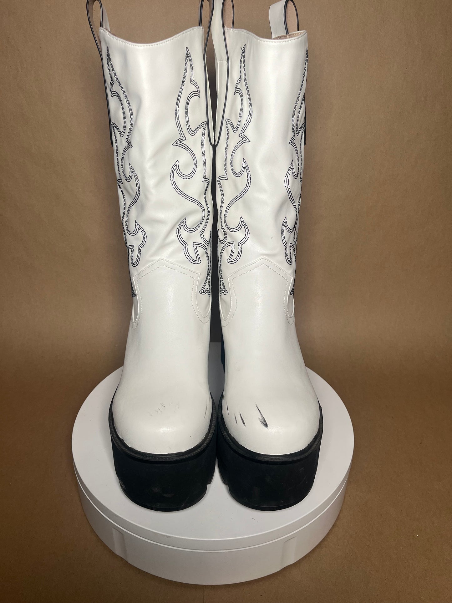 Dolls Kill size 10 platform cowboy style boot USED