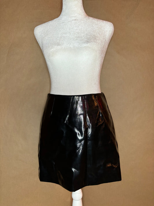 Forever 21 size small faux leather skirt LIKE NEW