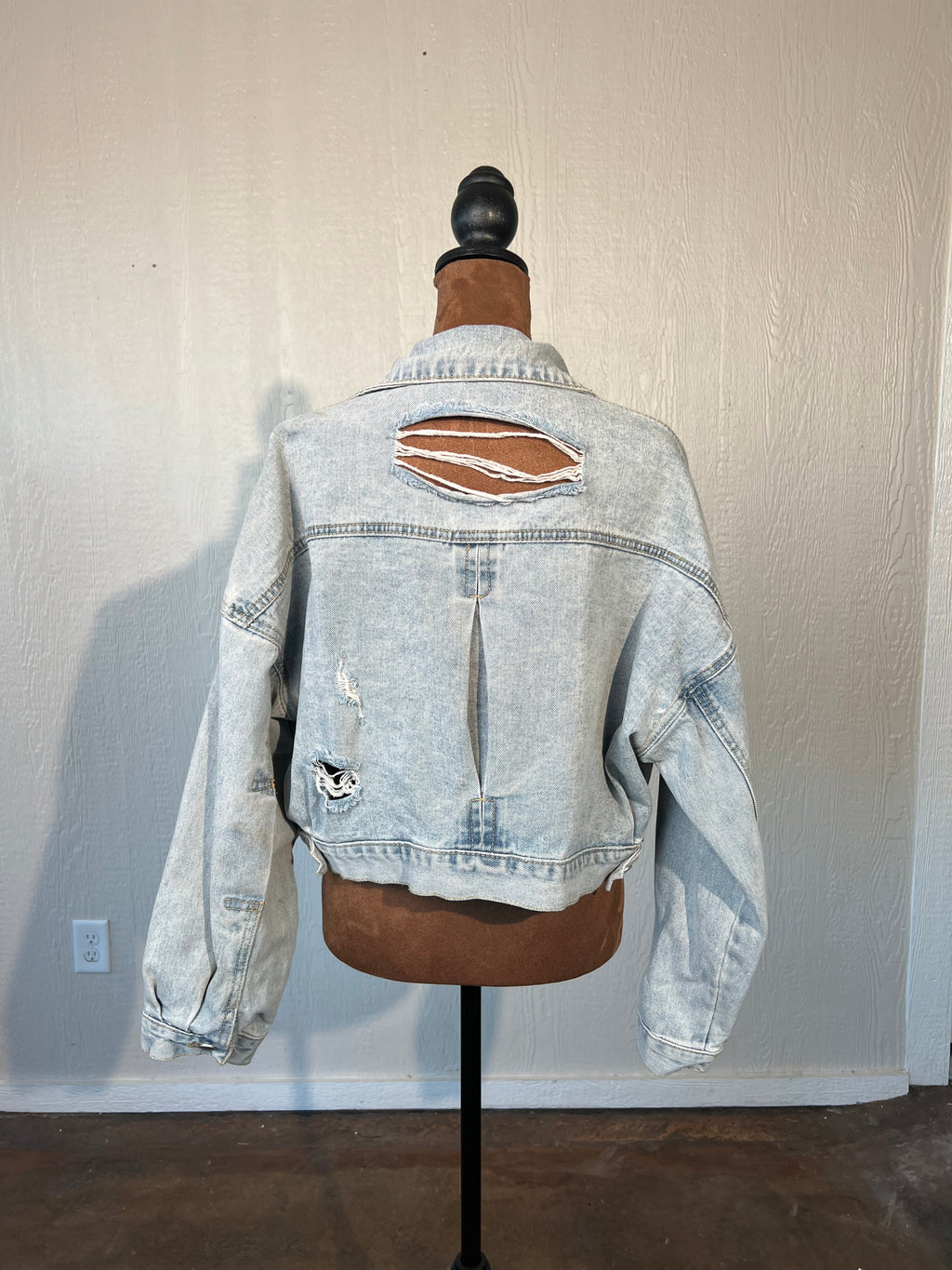 La' Ros size small denim jacket GENTLY USED