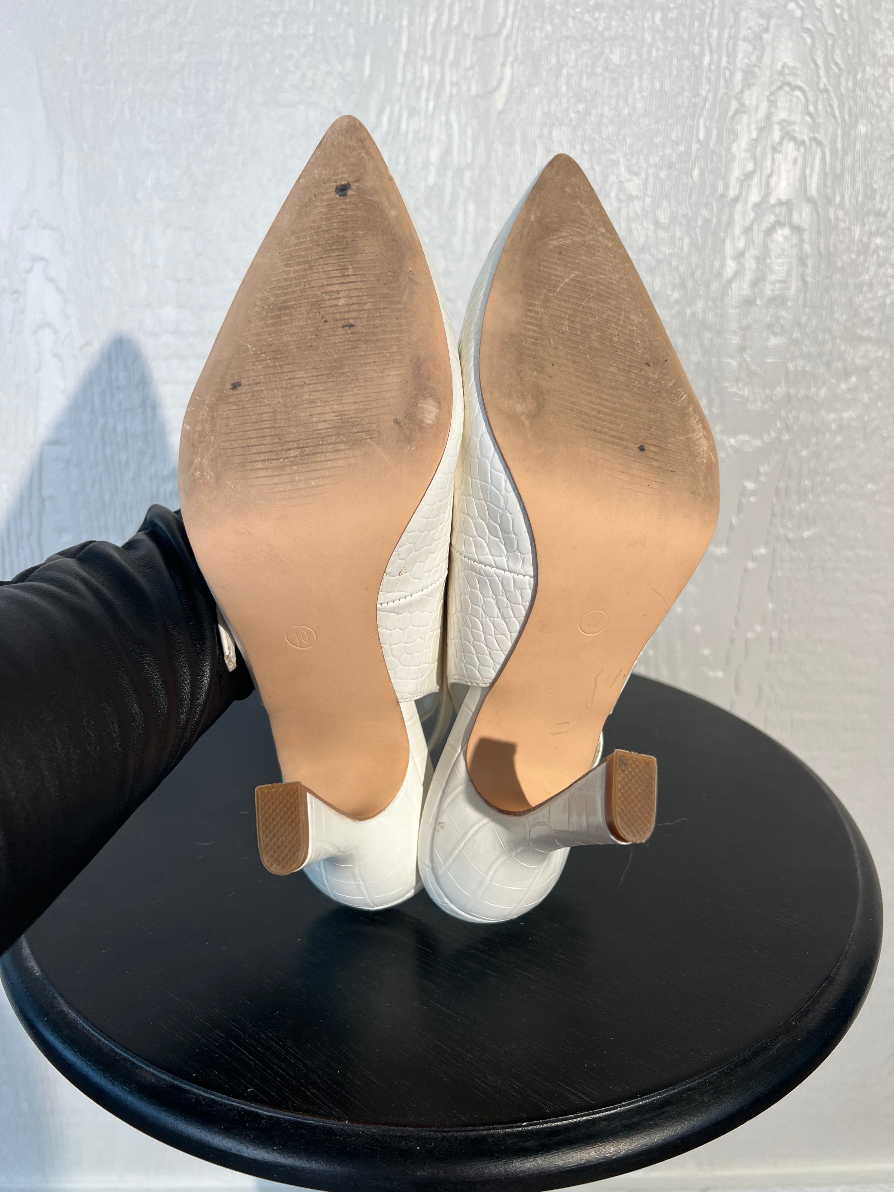 Amazon Fashion size 10 white heels GENTLY USED