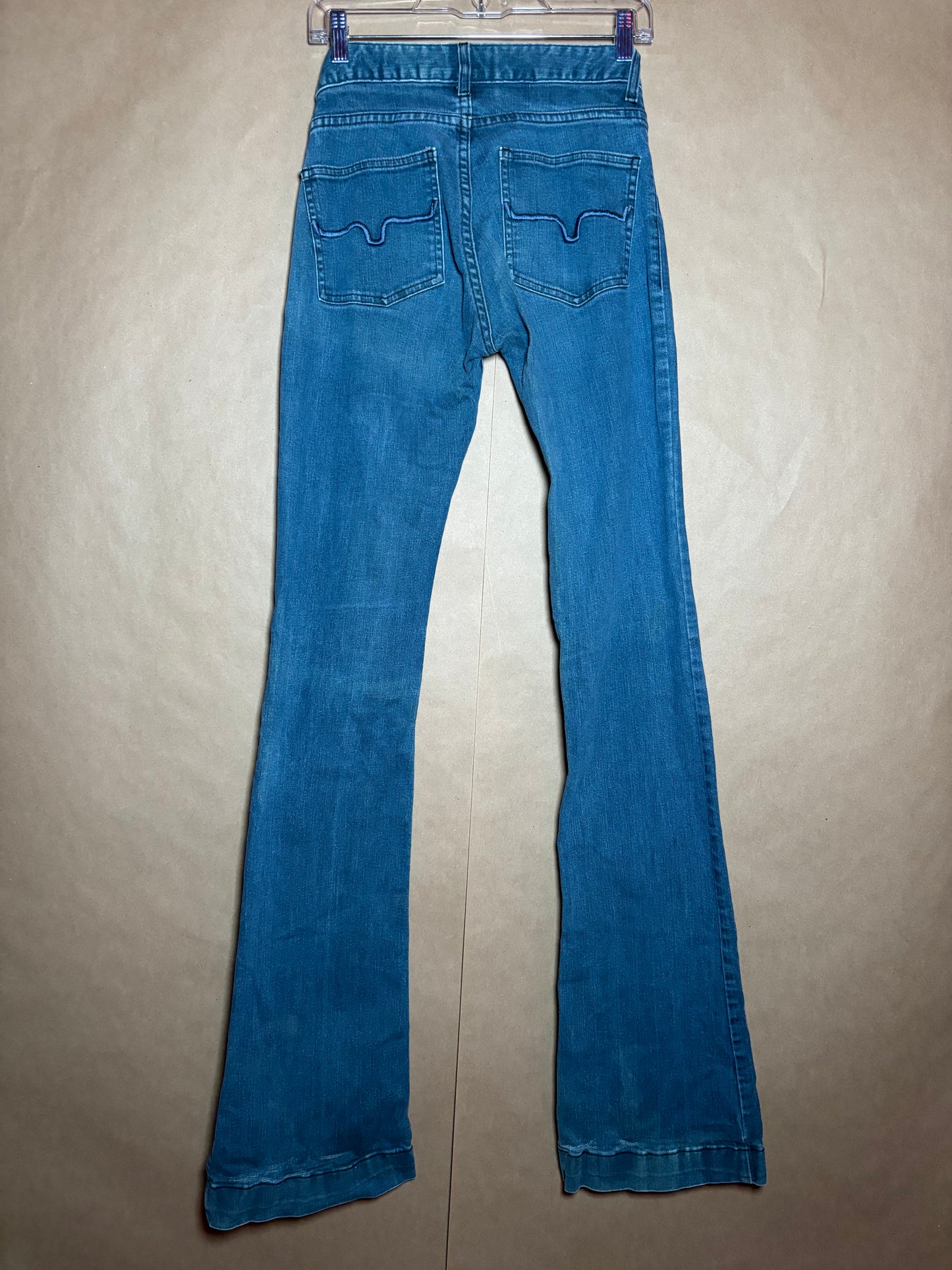 Kimes size 0 Lola Jeans GENTLY USED