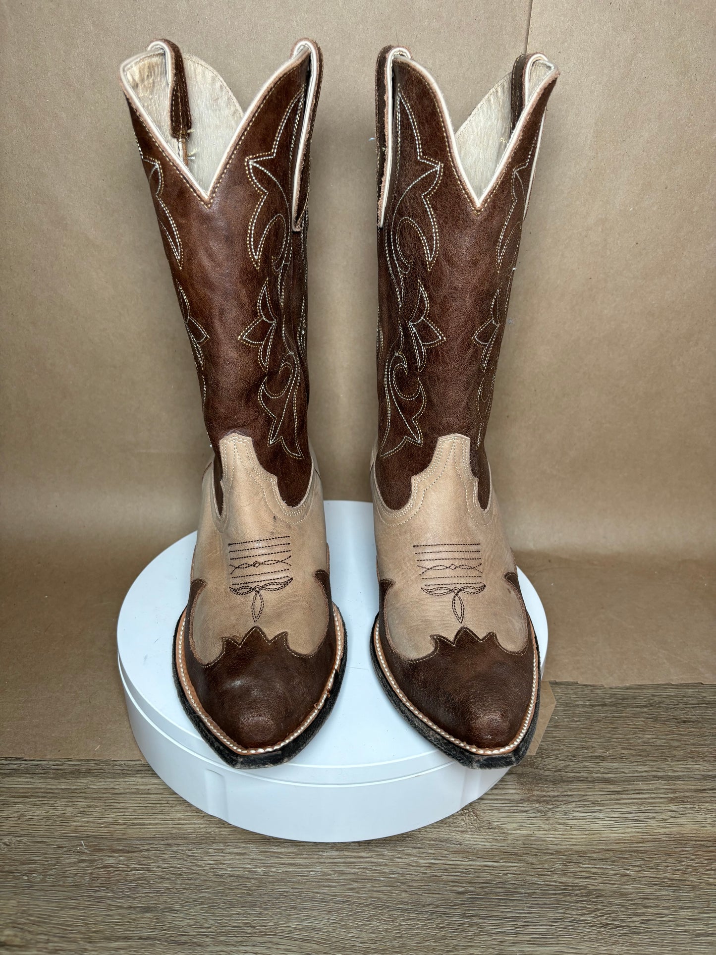 Idyllwind size 10 Speedway snip toe boots GENTLY USED