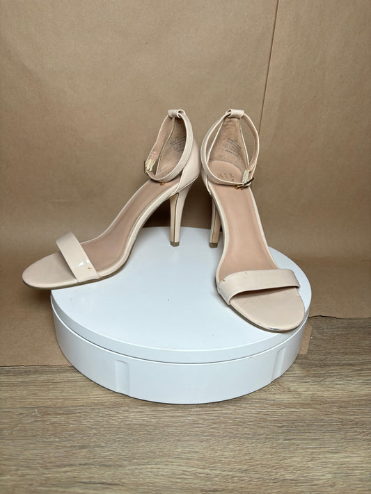 Mix NO. 6 size 9.5 nude heels GENTLY USED