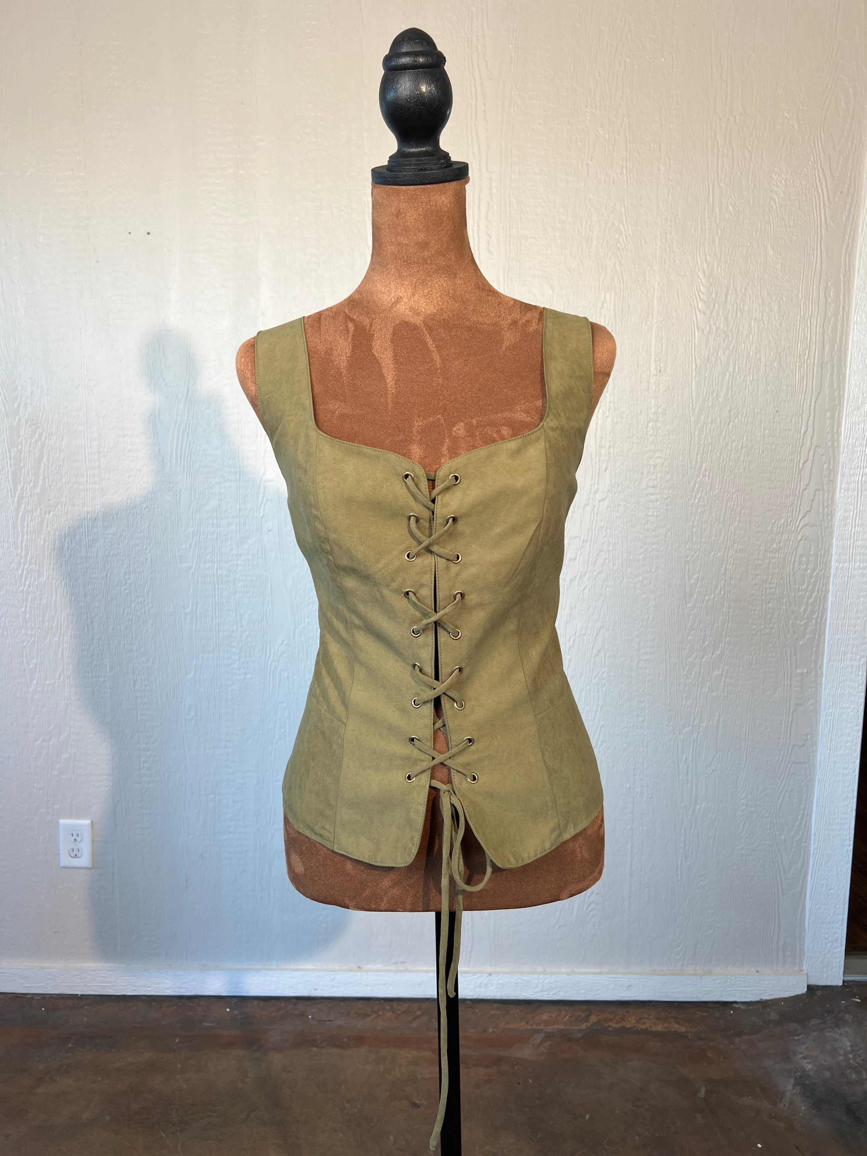 Scarlett Darkness size medium sleeveless blouse NWT