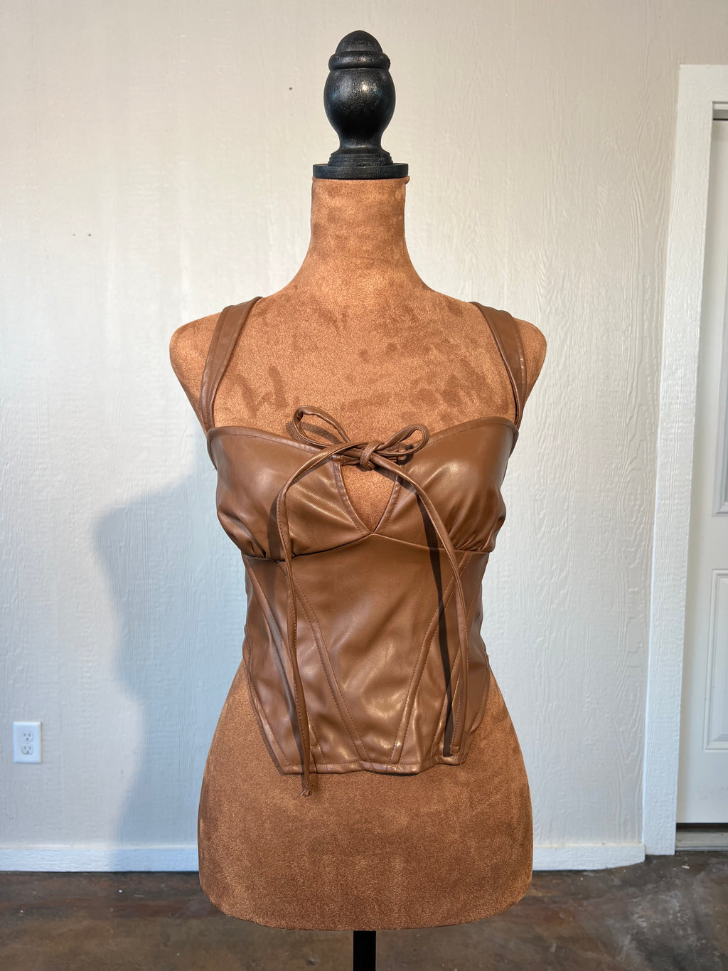Pretty Little Thing size 4 crop top GENTLY USED