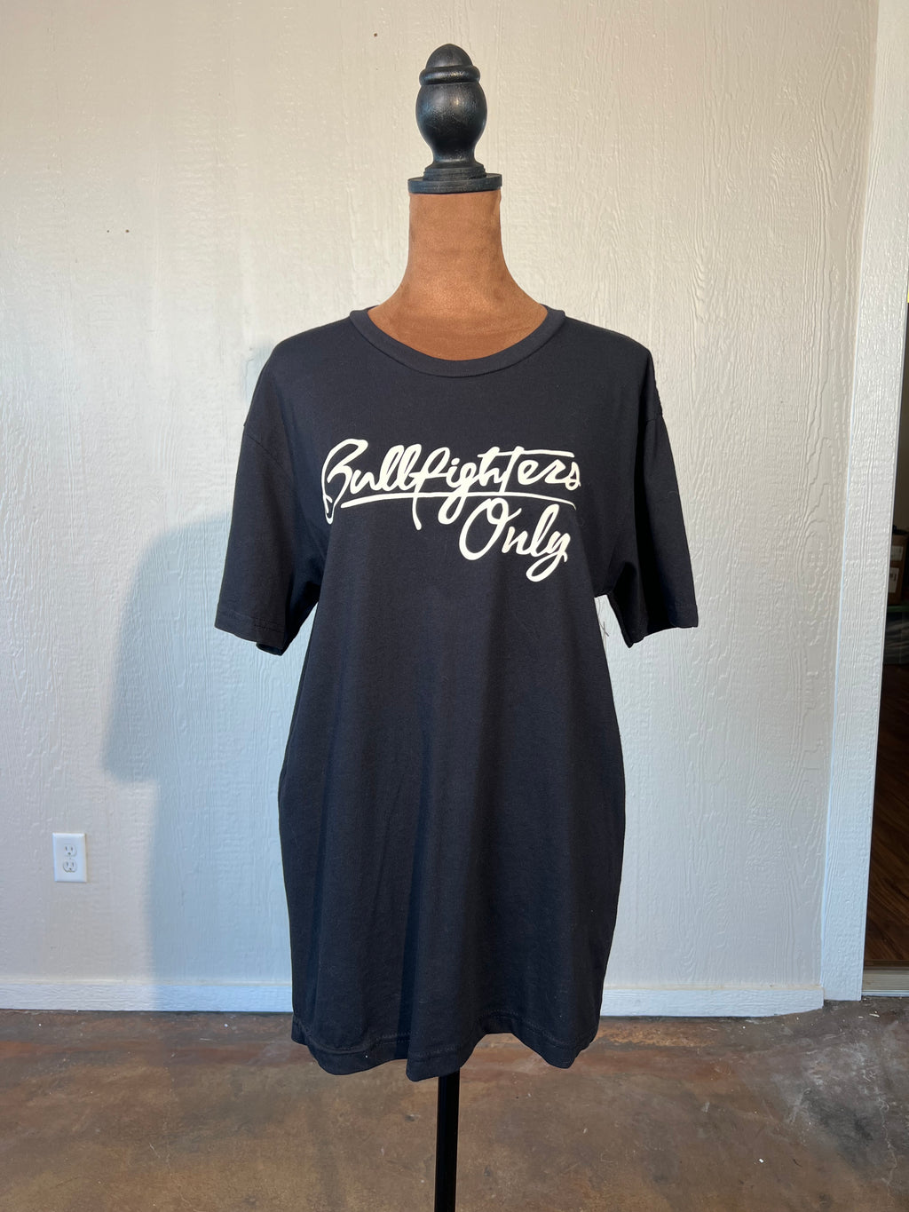 HOOEY Bull Fighters Only size medium tshirt NWT