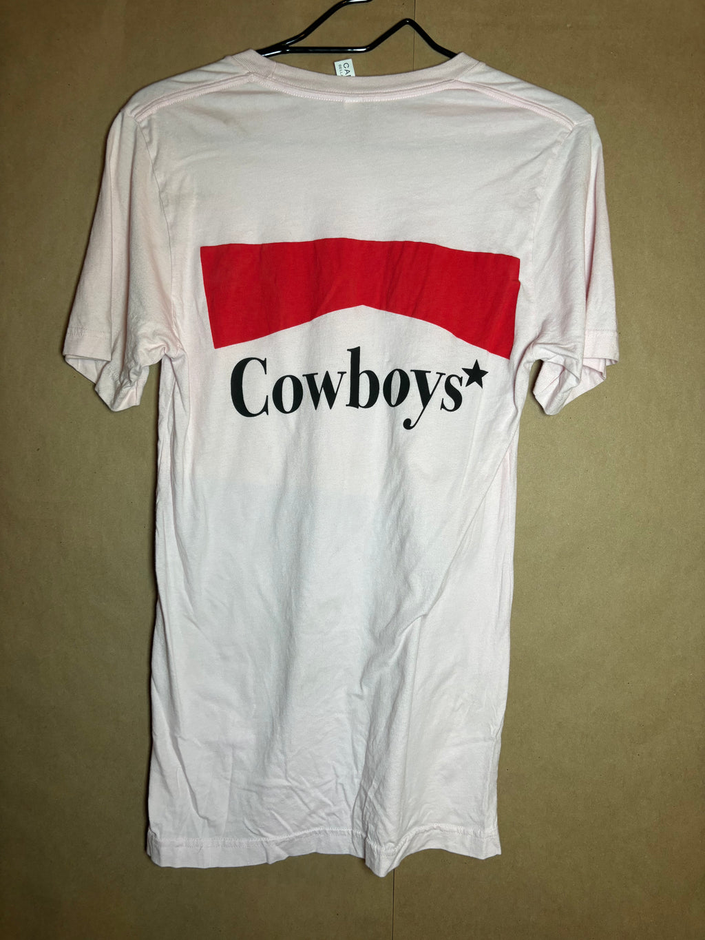 Cowboys* size small tee LIKE NEW