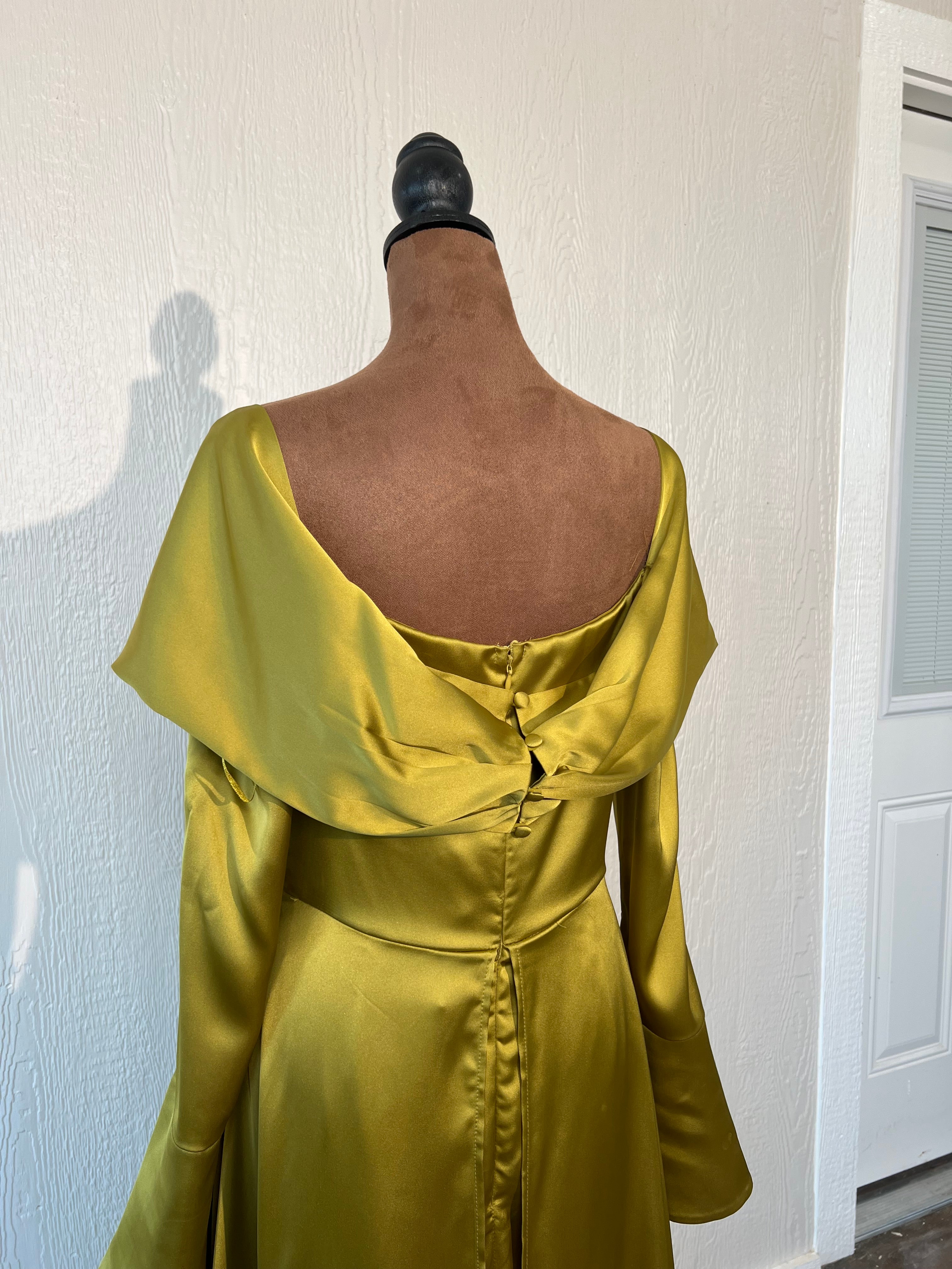 Fashion Nova size small dress NWT