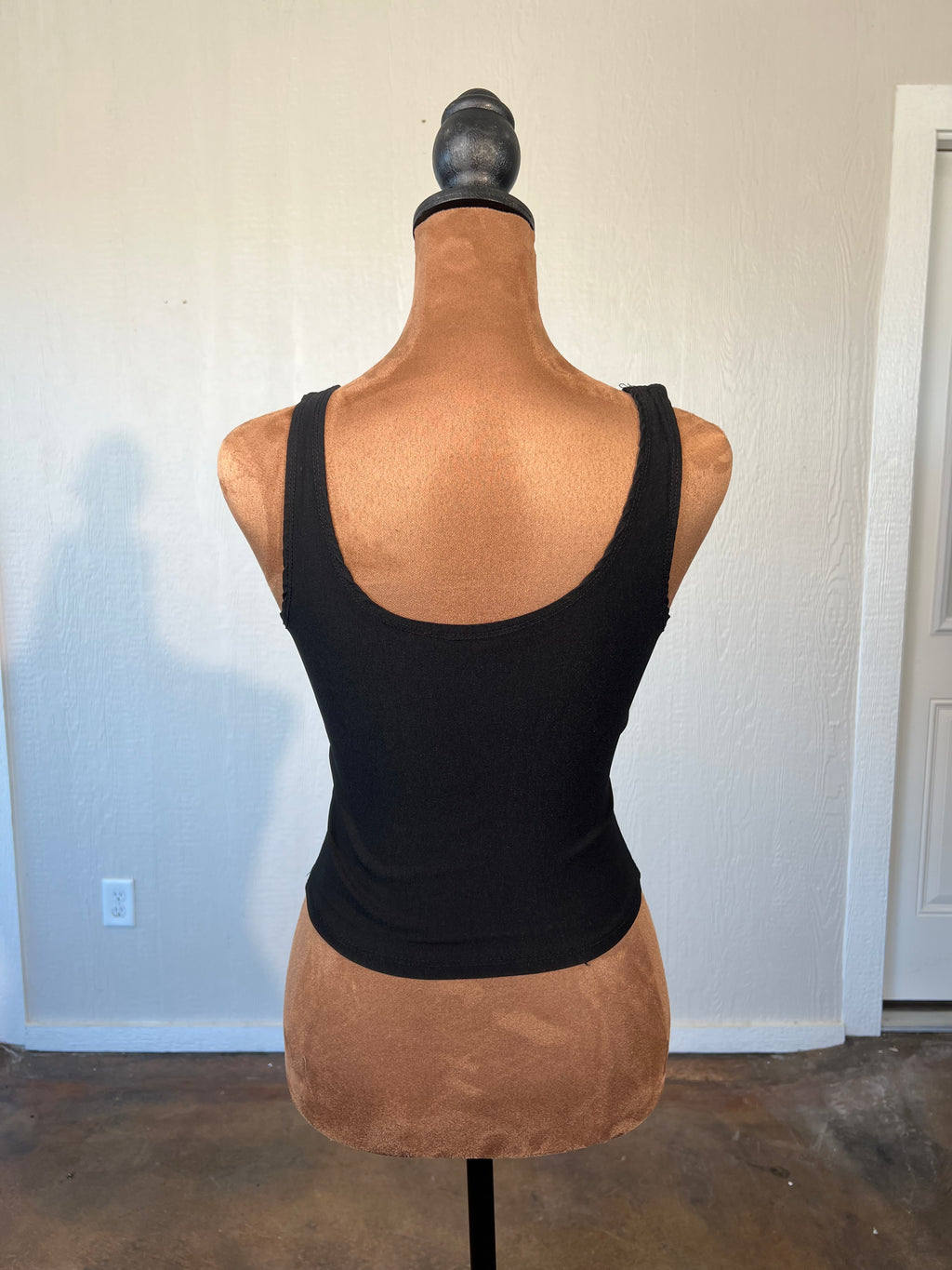 One by One size small tank USED