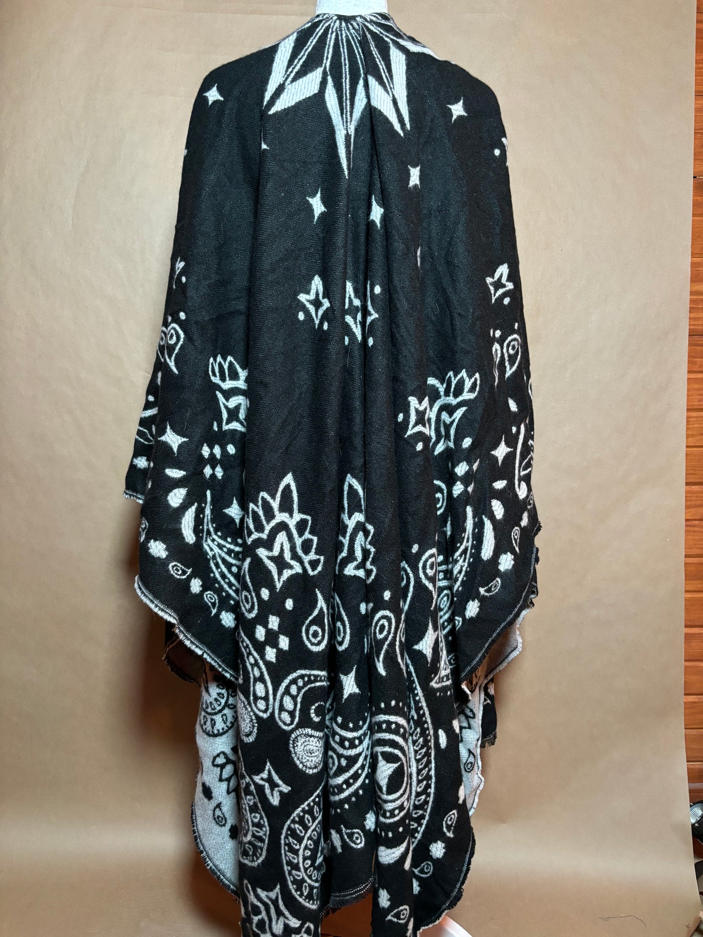 Idyllwind one size paisley duster NEW WITH TAGS