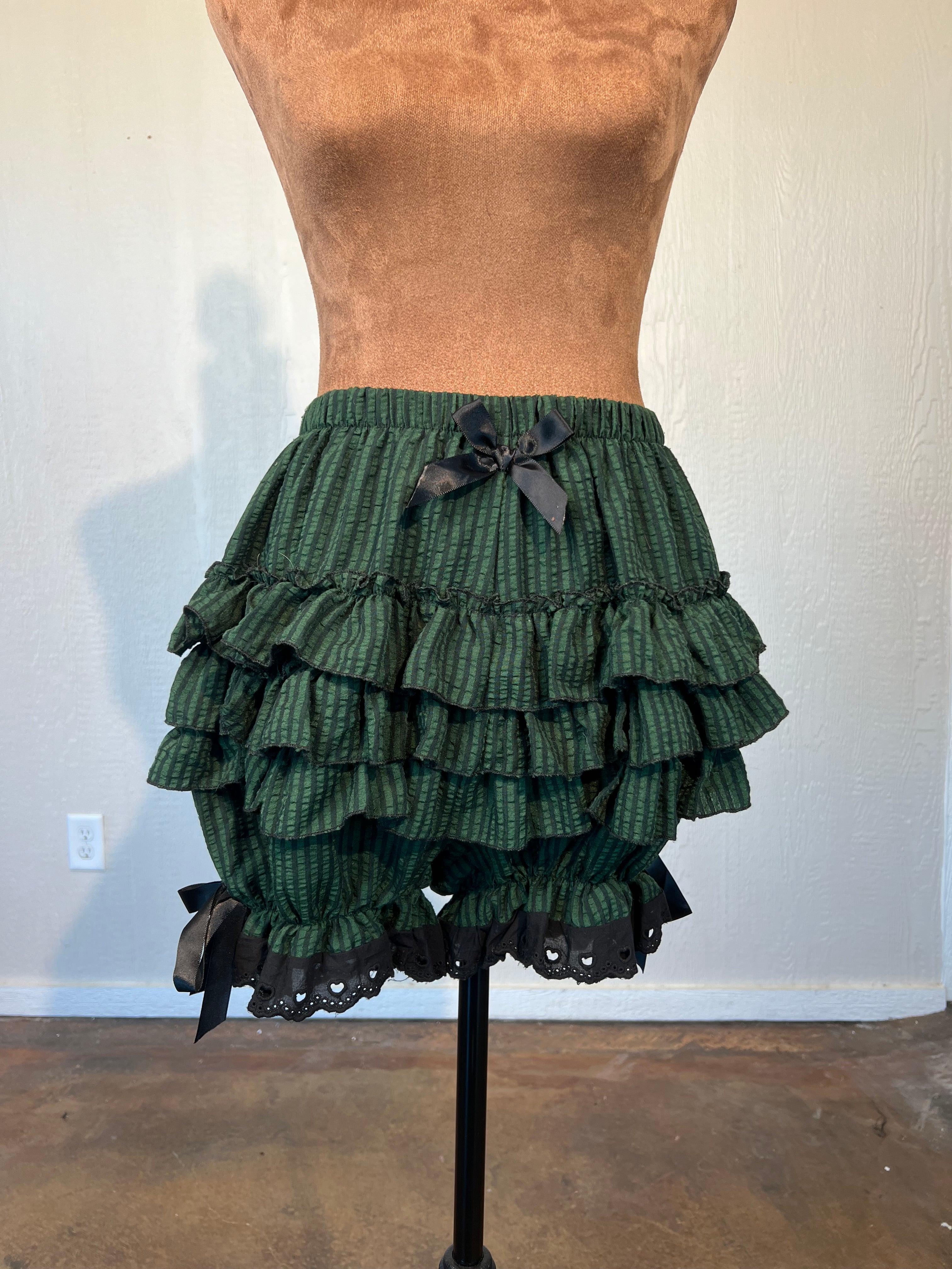 Amazon Fashion size small bloomer shorts LIKE NEW