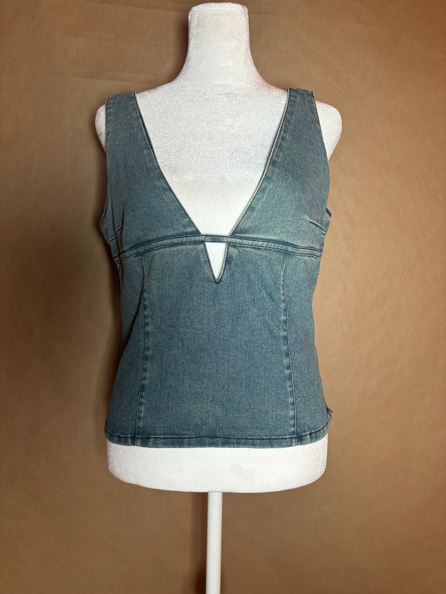 Simple size medium denim fitted tank