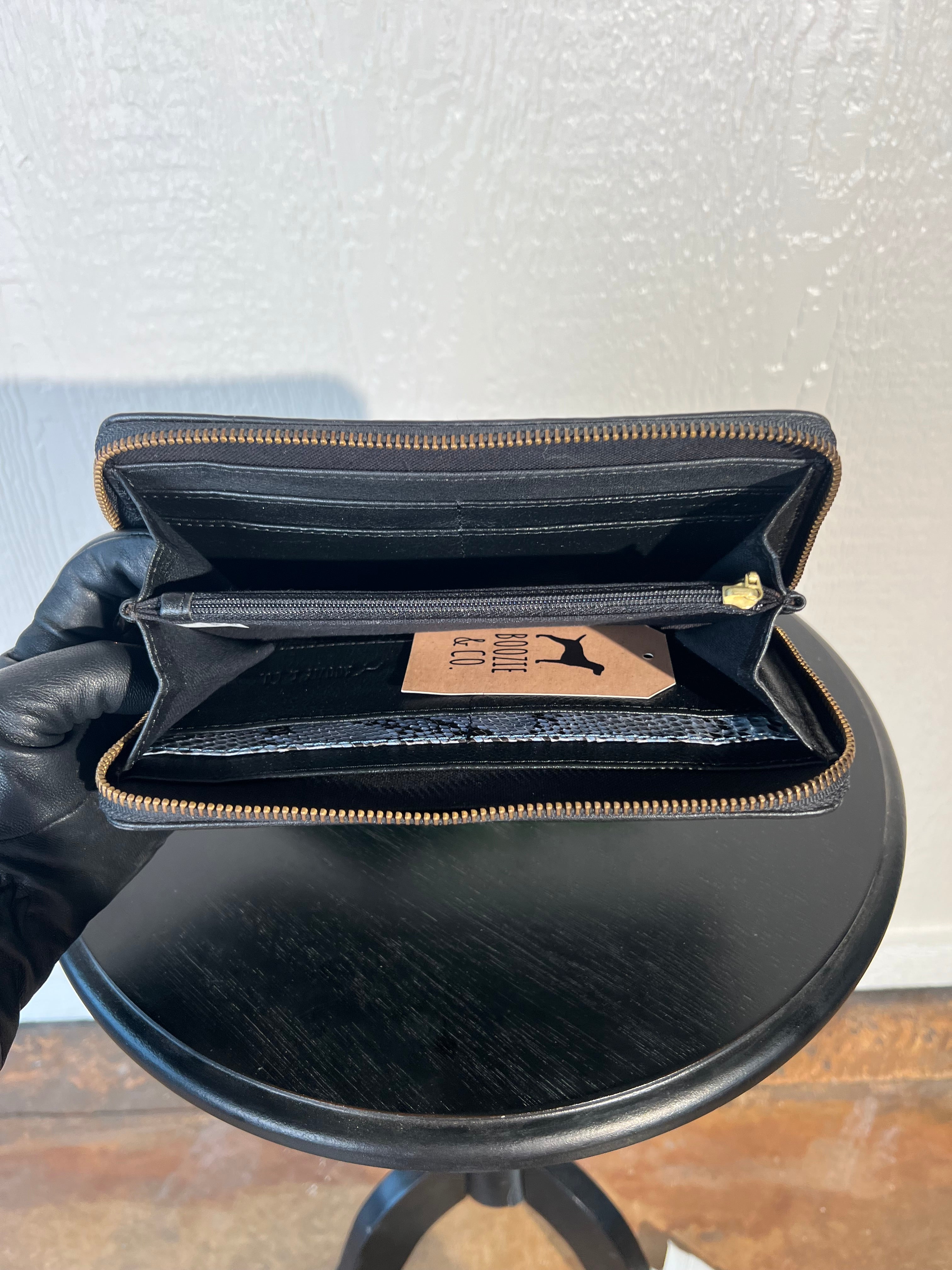 Boozie & Co genuine snakeskin wallet NWT