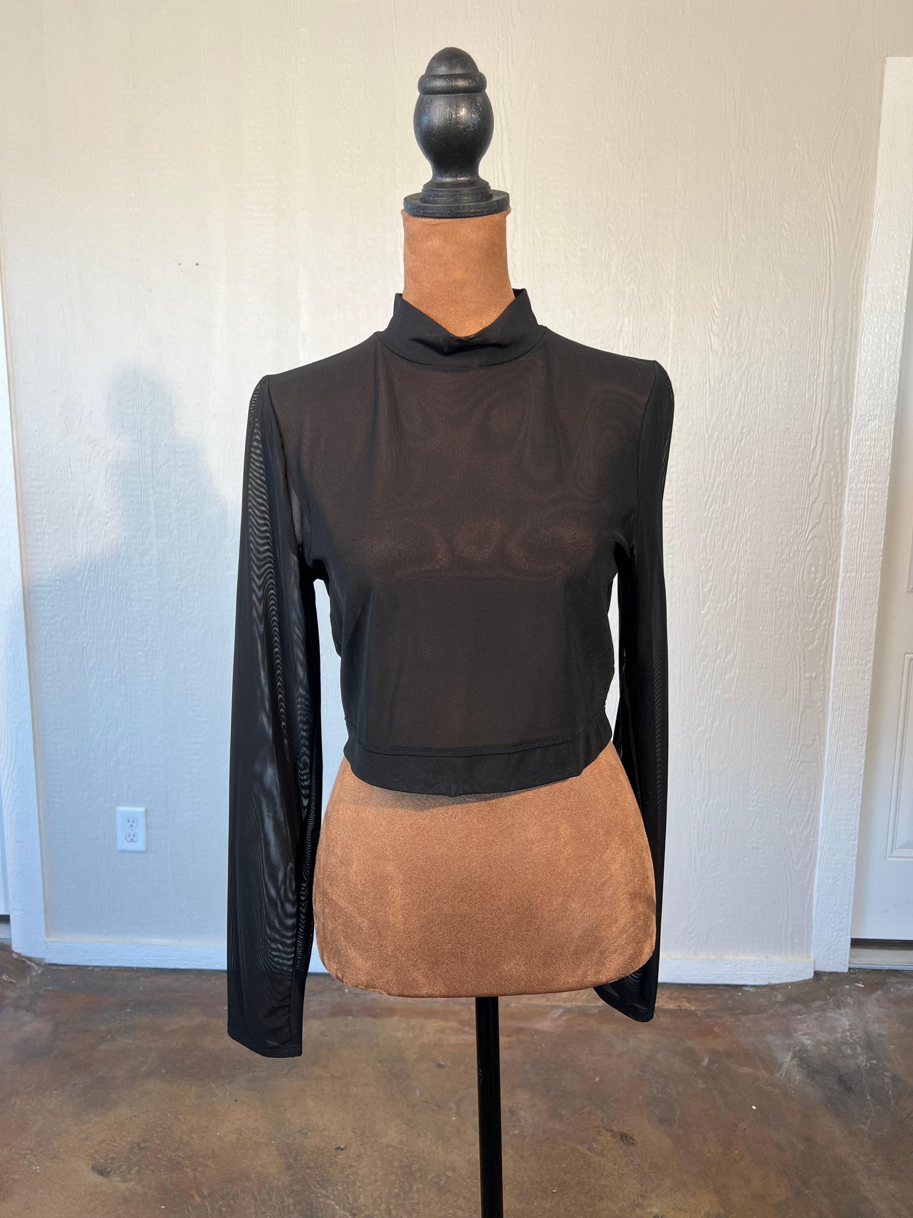 Bozzolo size large mesh crop top LIKE NEW