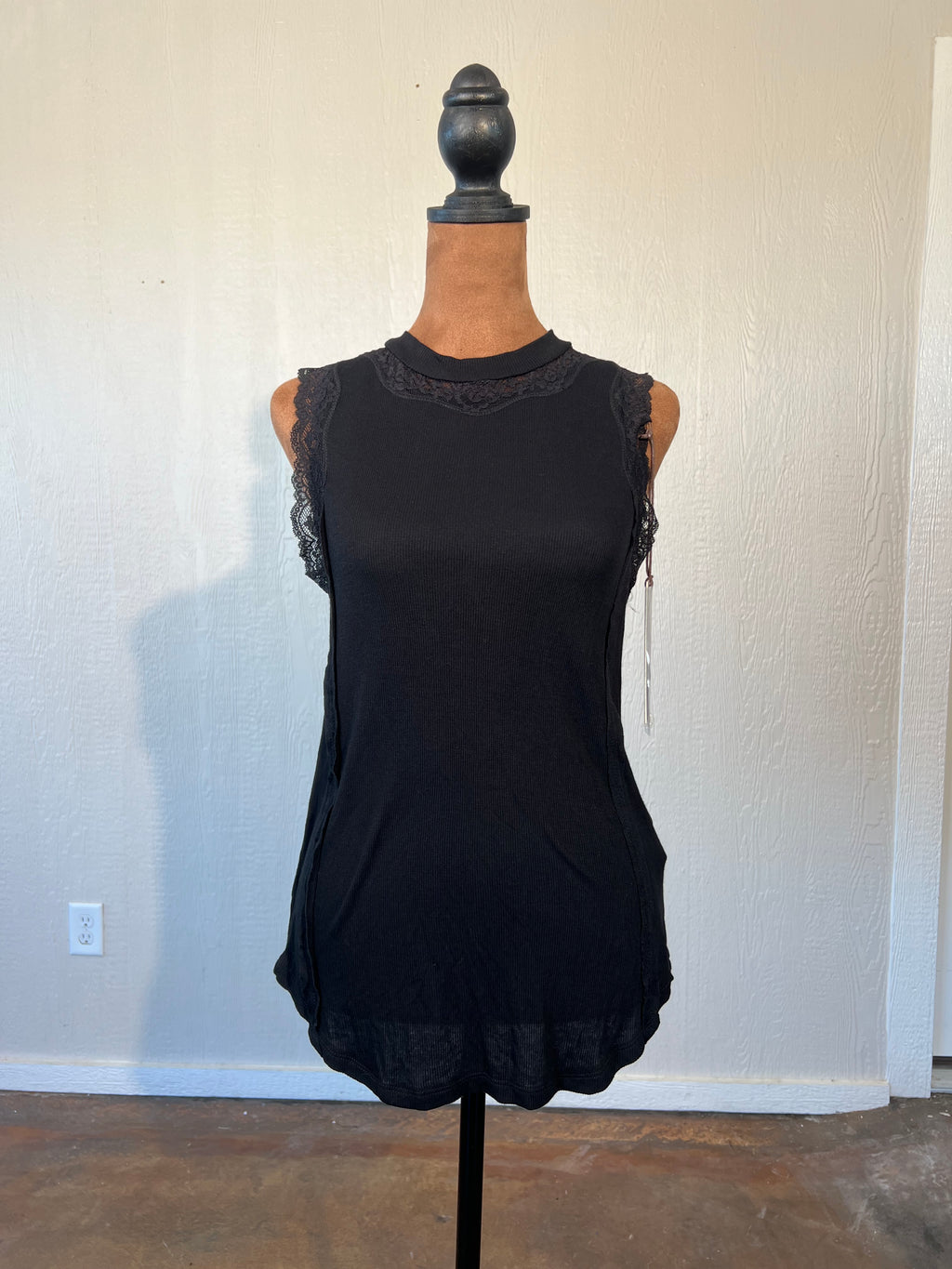 Rock n Roll cowgirl (denim) size medium tank NWT
