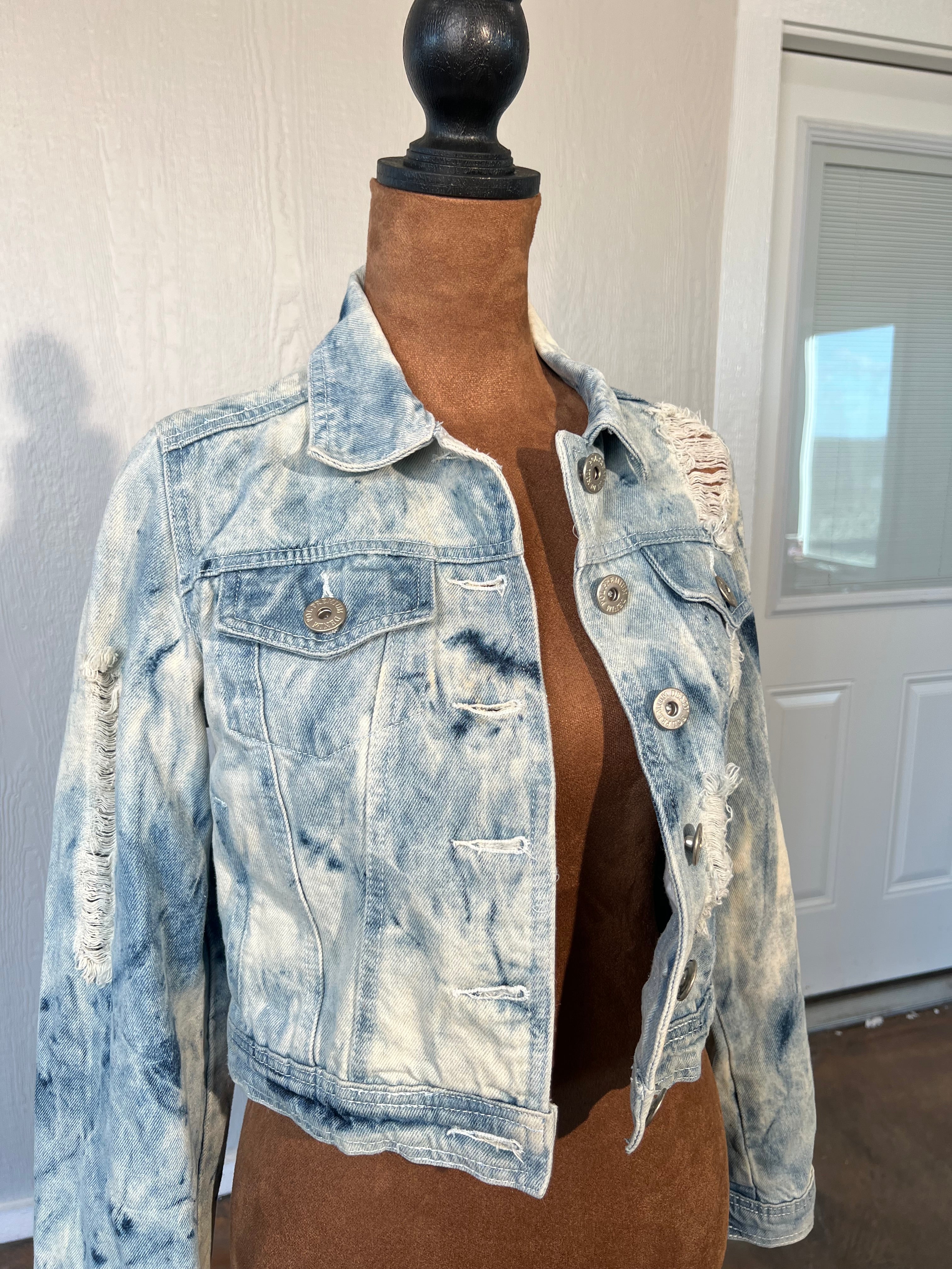 POL size small cropped denim jacket GENTLY USED