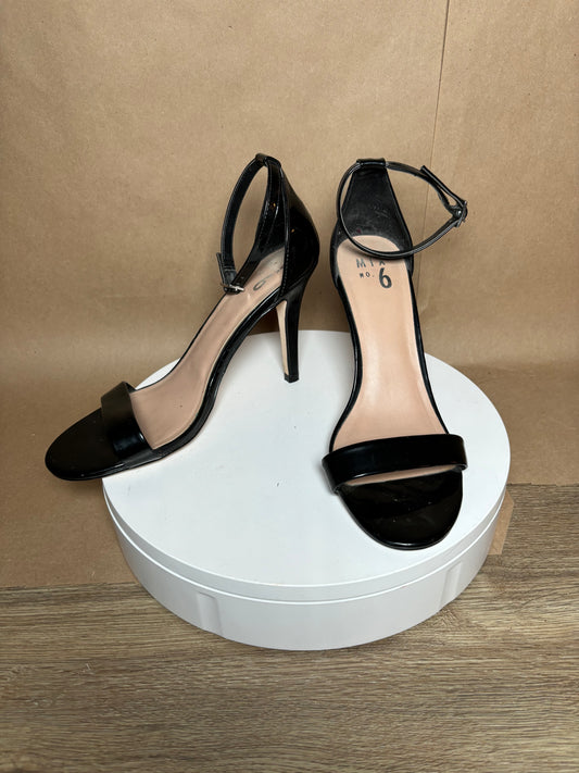 Mix NO. 6 size 9.5 black heels GENTLY USED