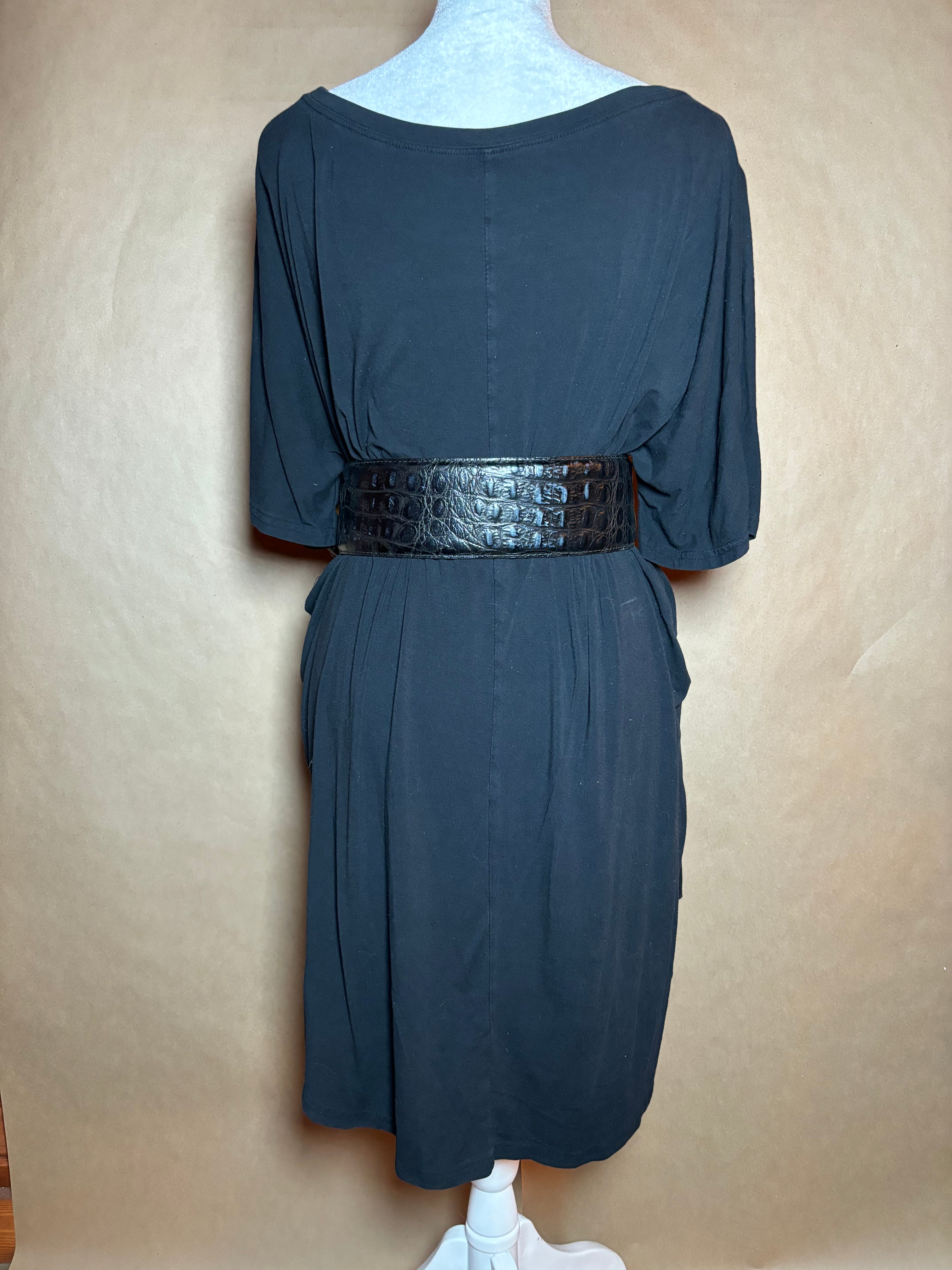 simple size small/medium black shirt dress USED