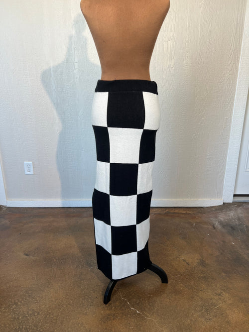Amazon Fashion size small knitted skirt GENTLY USED