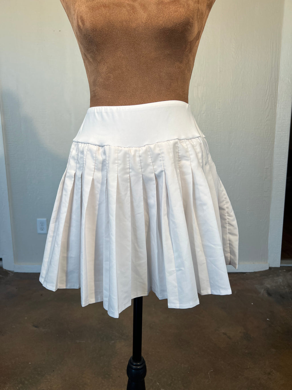 Vital Life size small tennis skirt GENTLY USED