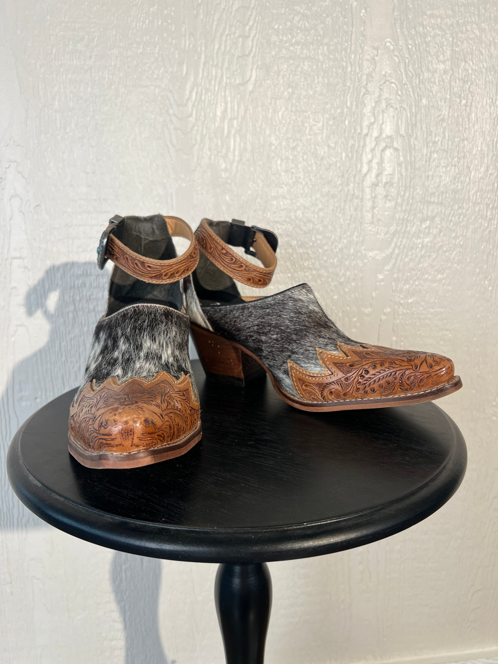 Myra size 10 cowgirl booties LIKE NEW