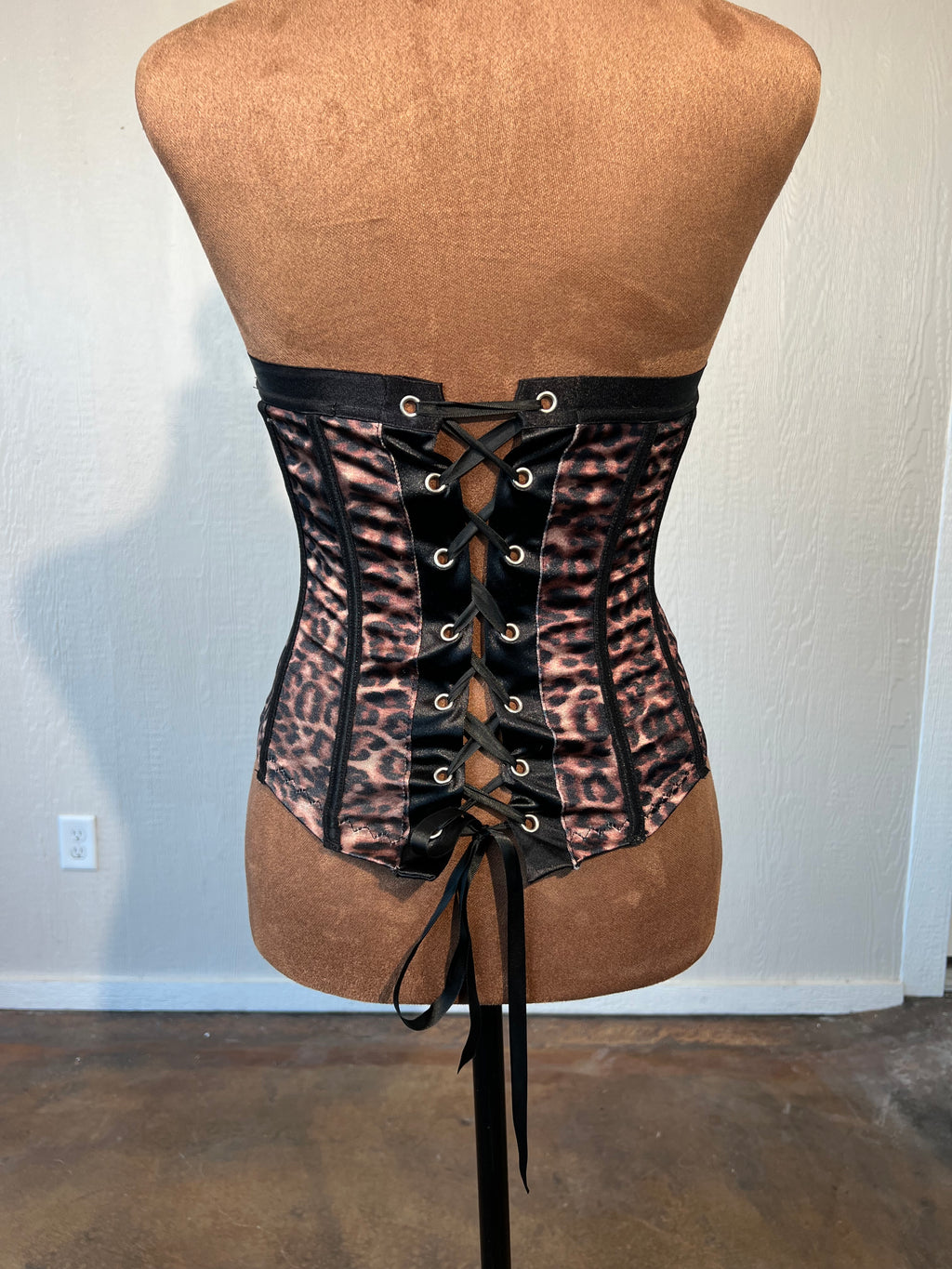 Forever 21 size small corset top GENTLY USED