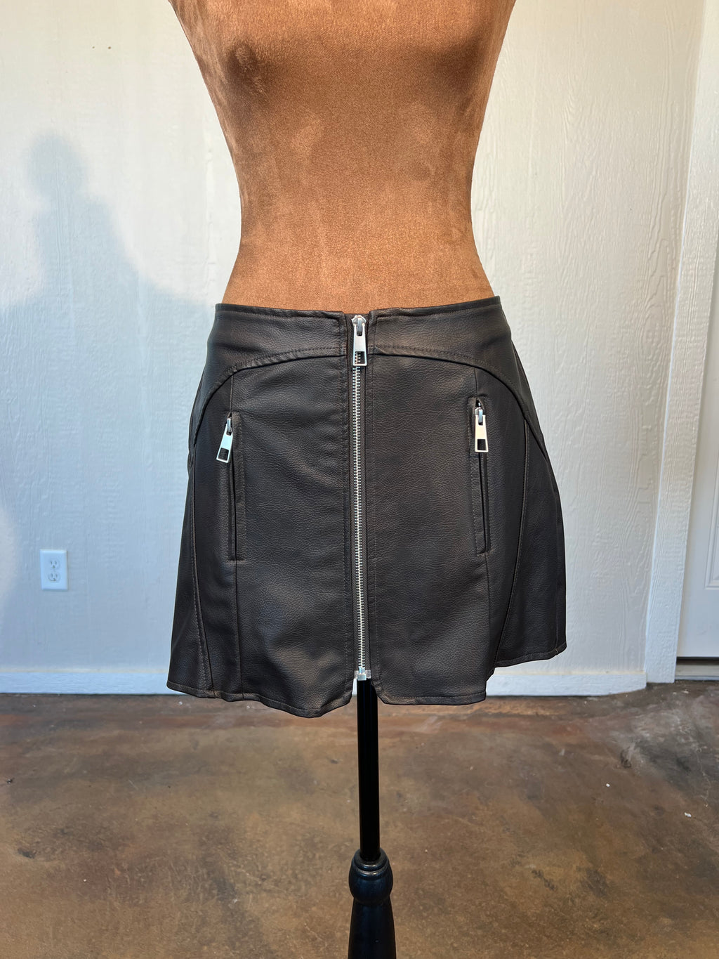 Wild Fable size small faux leather skirt NWT