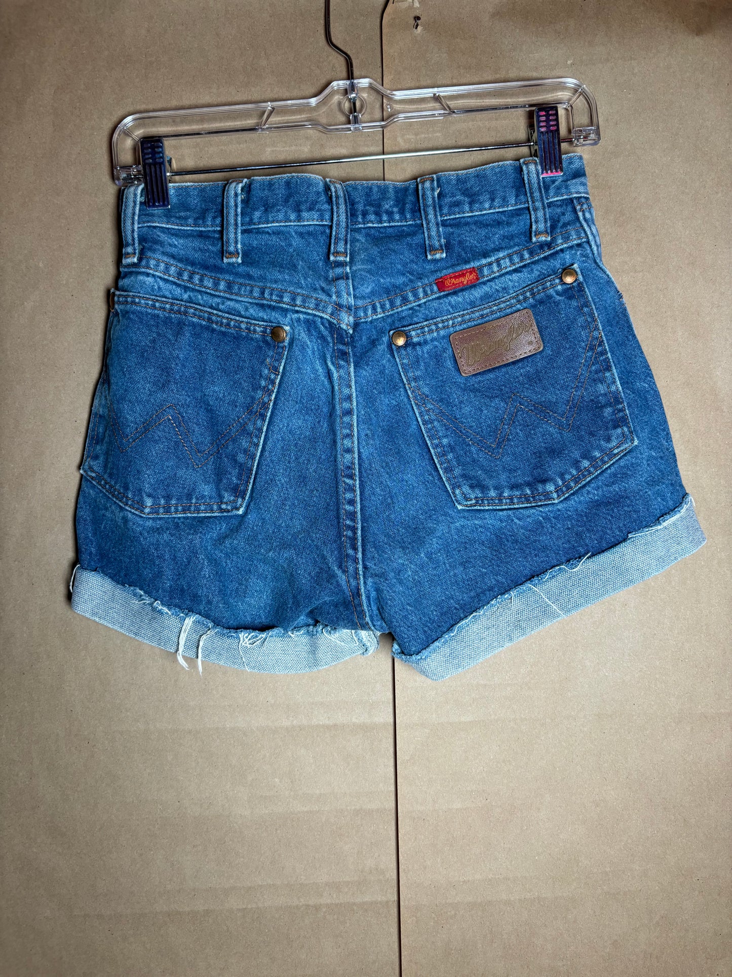 Wrangler size 26 cut off shorts VINTAGE