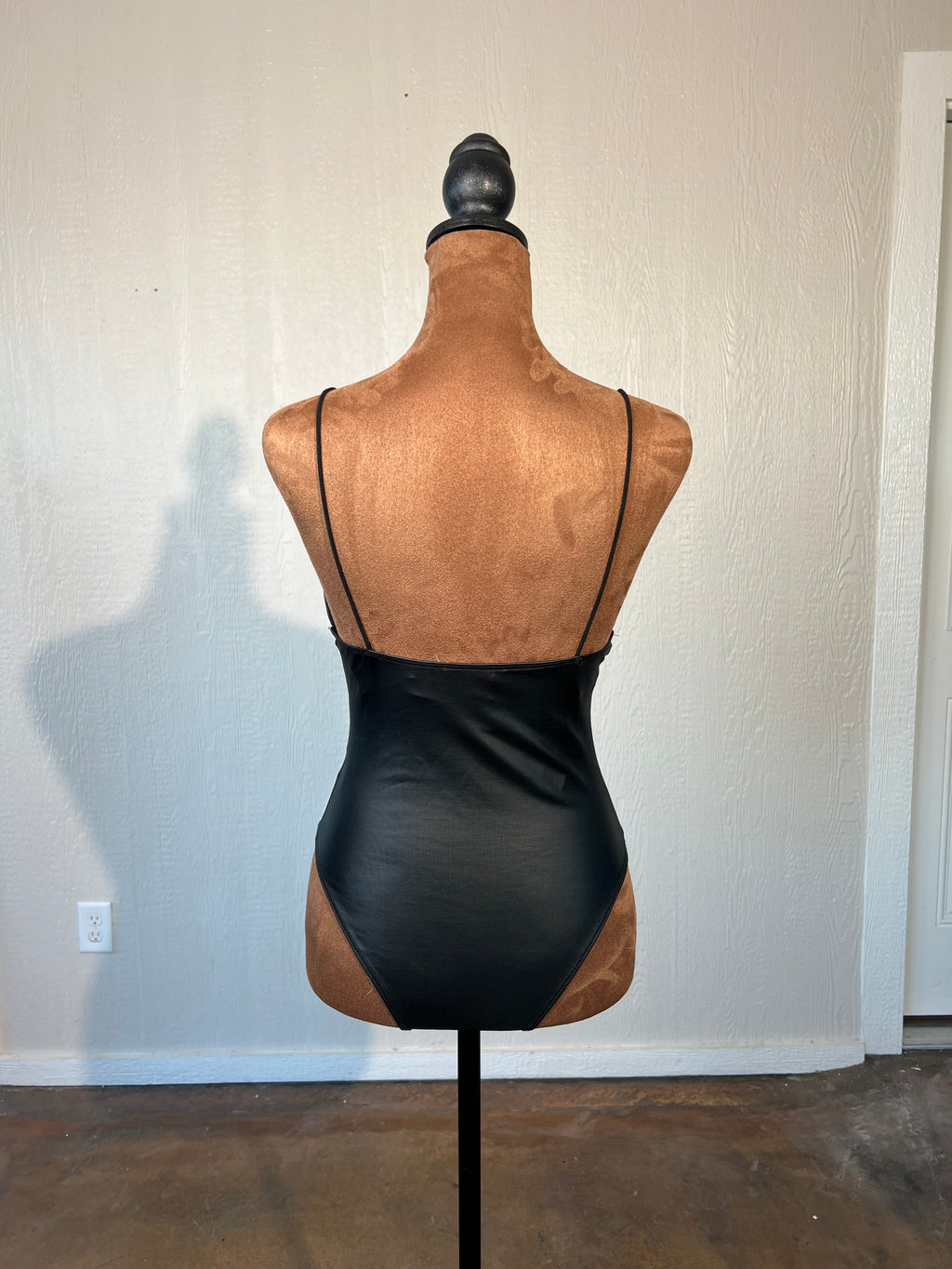 Bear Dance size small body suit LIKE NEW