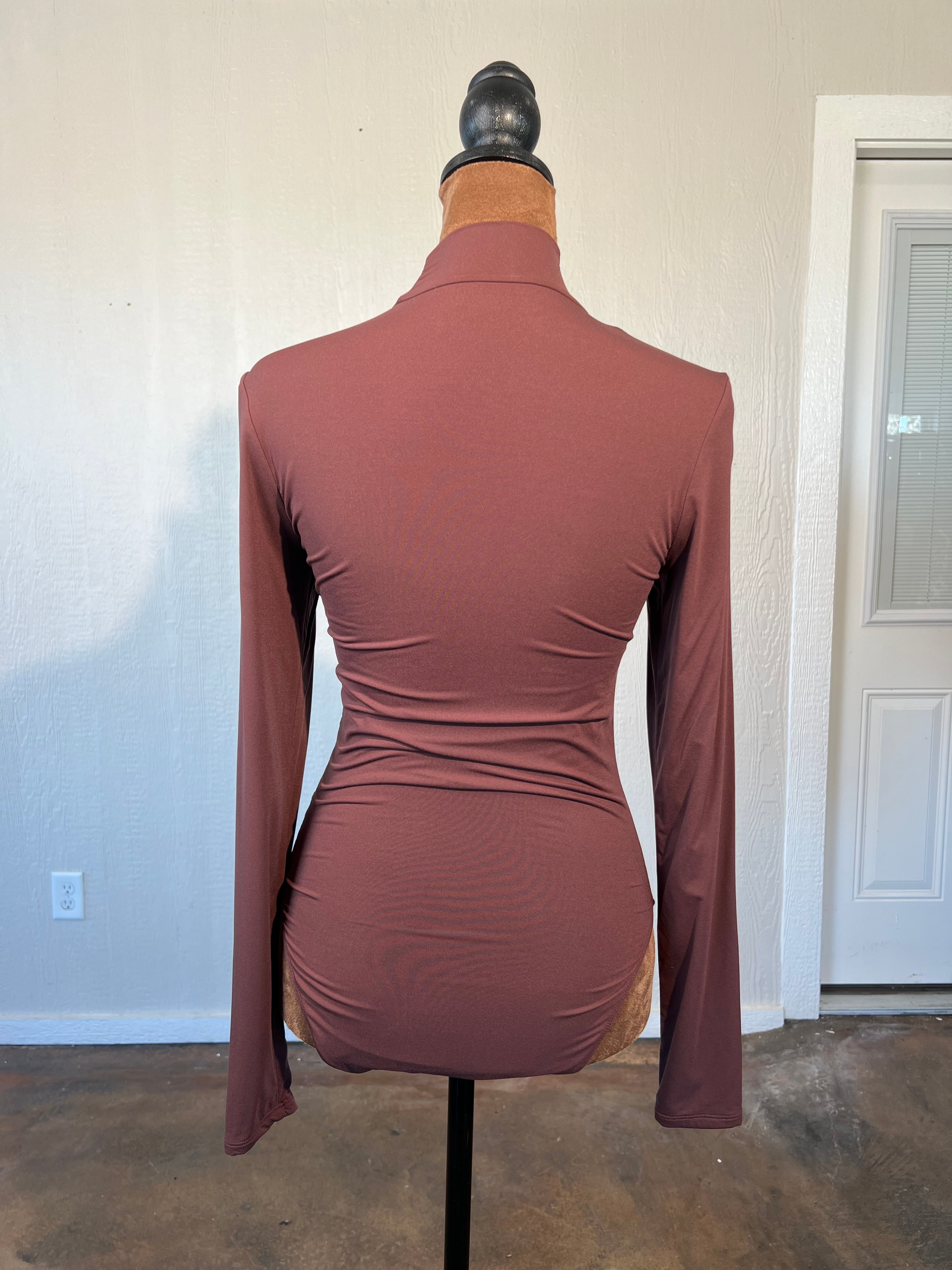 Venti 6 size small bodysuit NWT