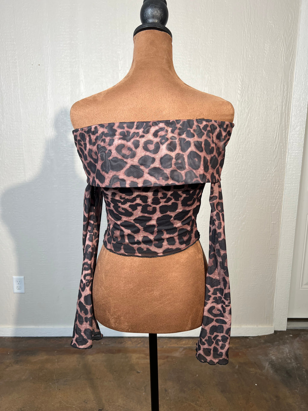 Amazon Fashion ots top LIKE NEW