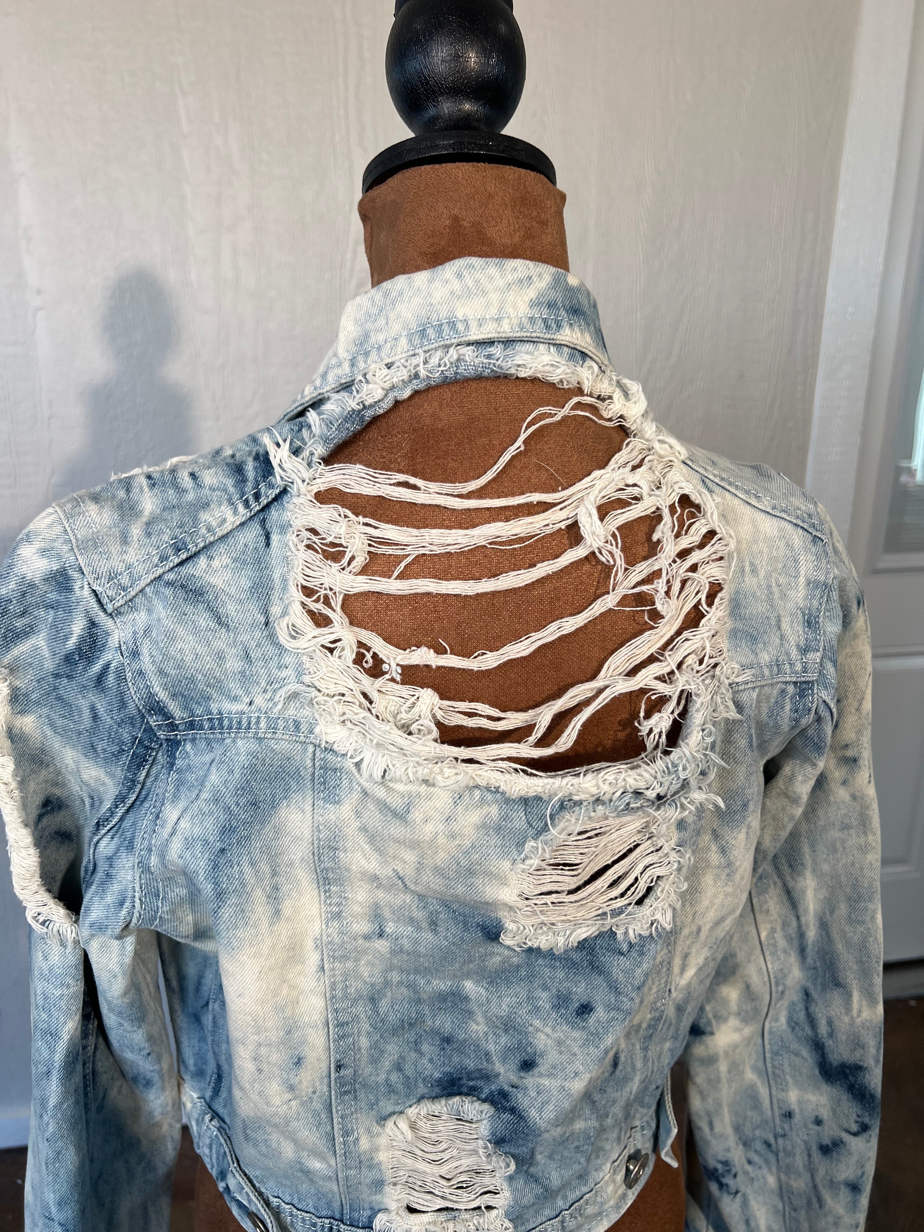 POL size small cropped denim jacket GENTLY USED