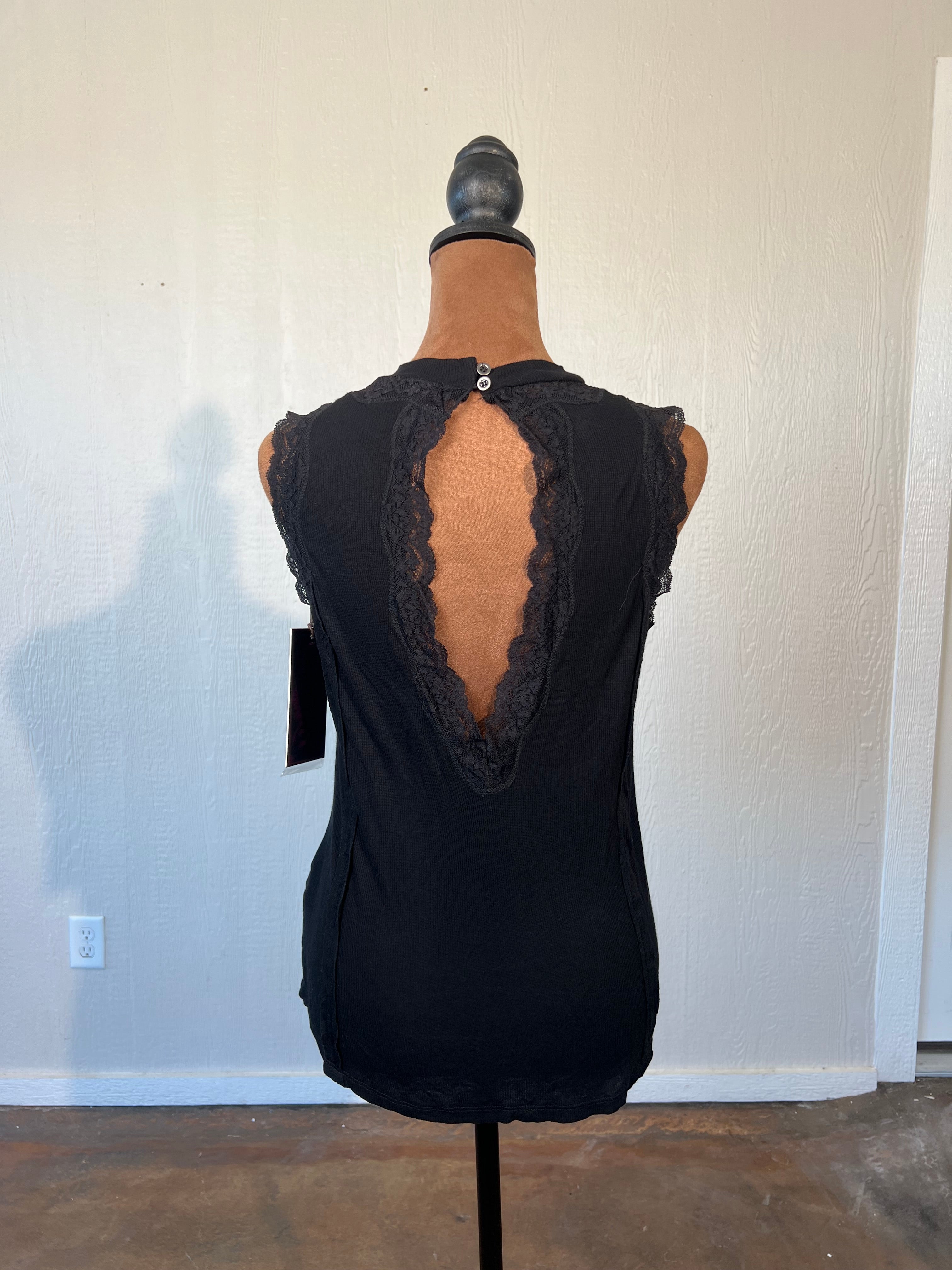 Rock n Roll cowgirl (denim) size medium tank NWT