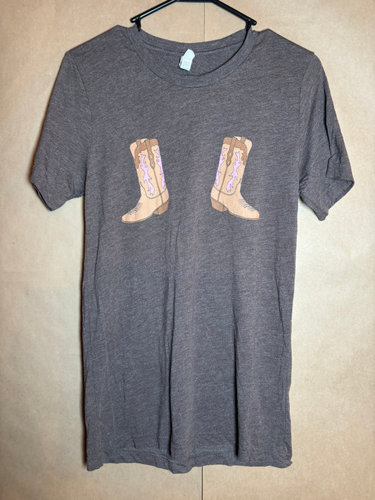 Kick Rocks size small tee USED