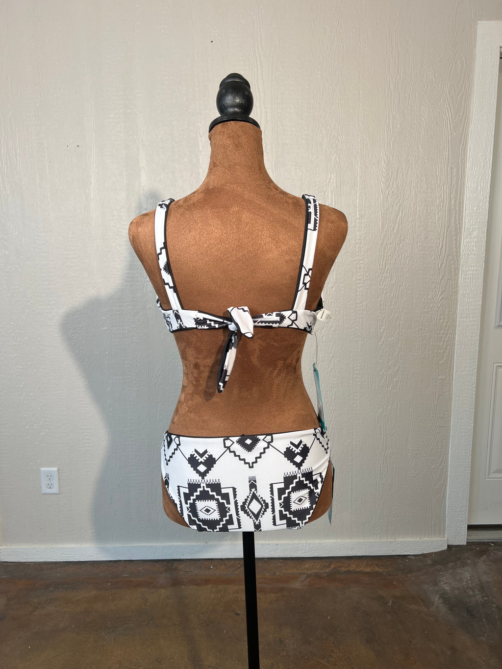 HOOEY size small reversable bikini NWT