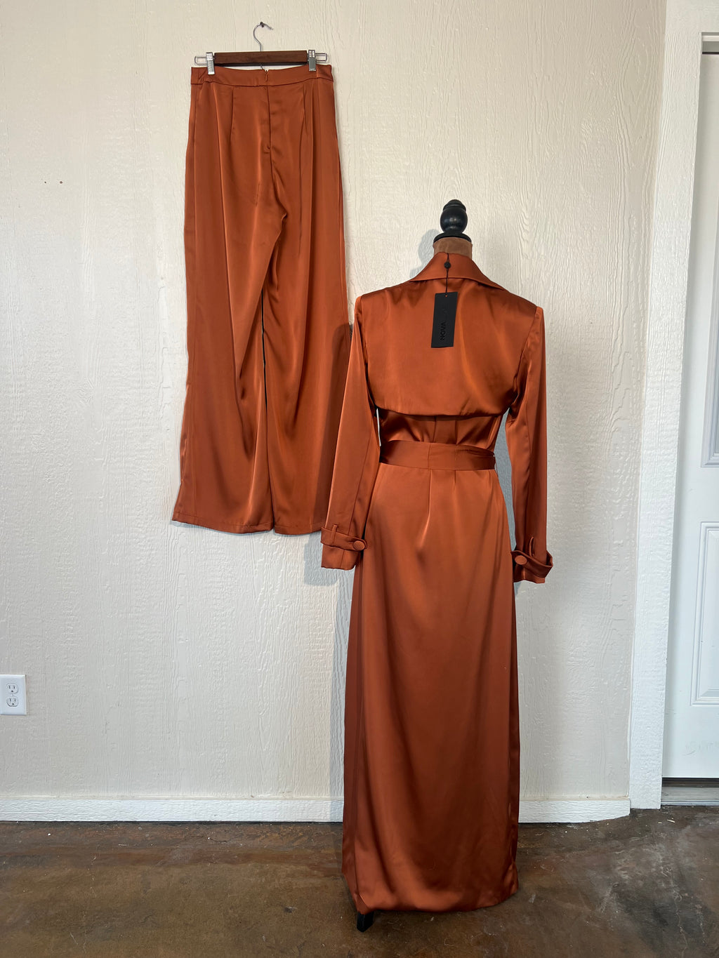 Fashion Nova size small pant/coat set NWT