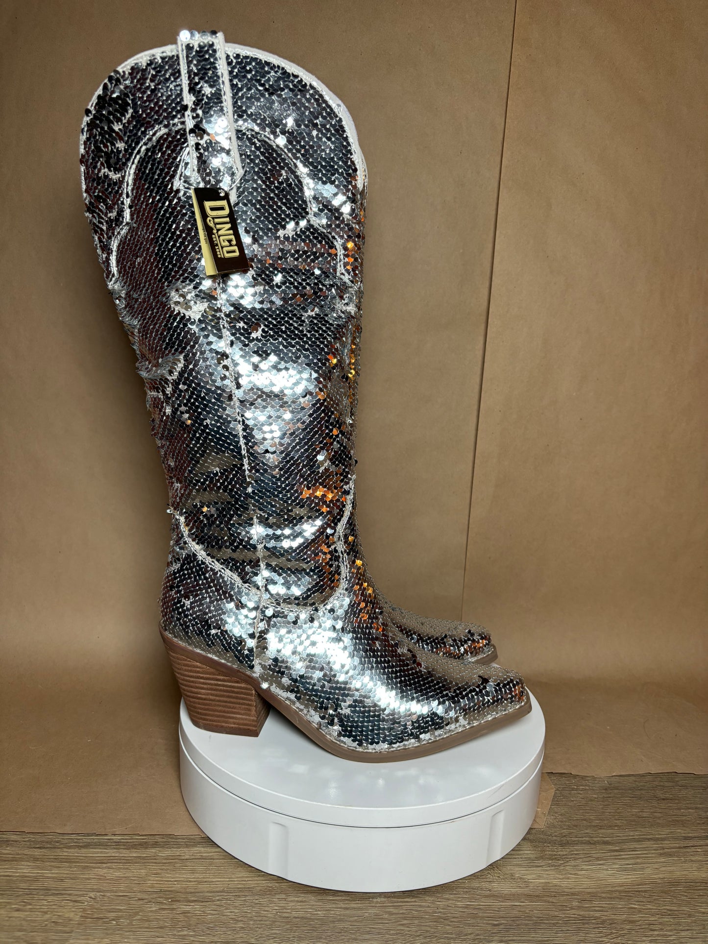 DINGO size 10 Dance Hall Queen sequin boots NEW IN BOX